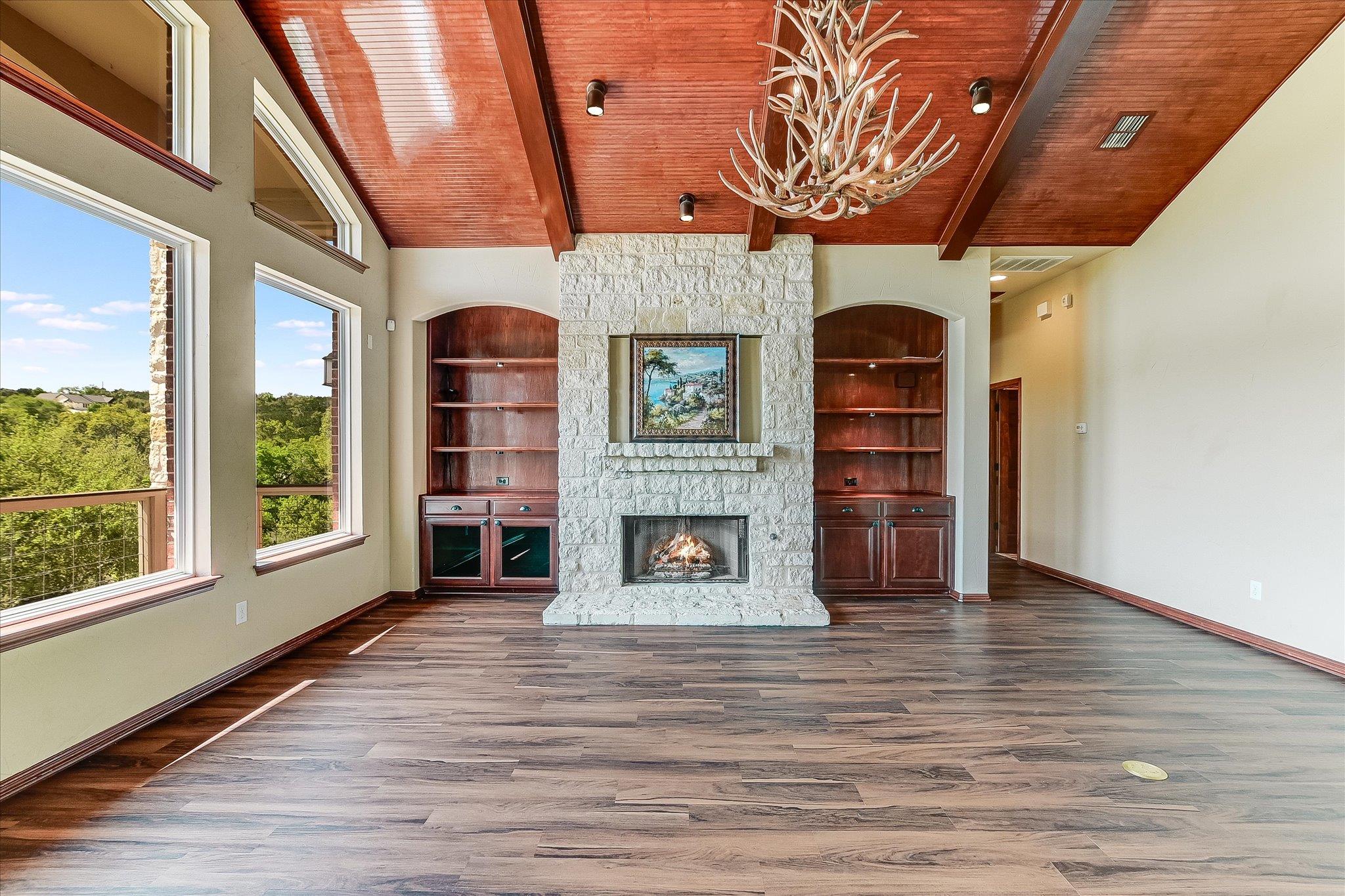 1014 Broken Spoke, Canyon Lake, TX 78133