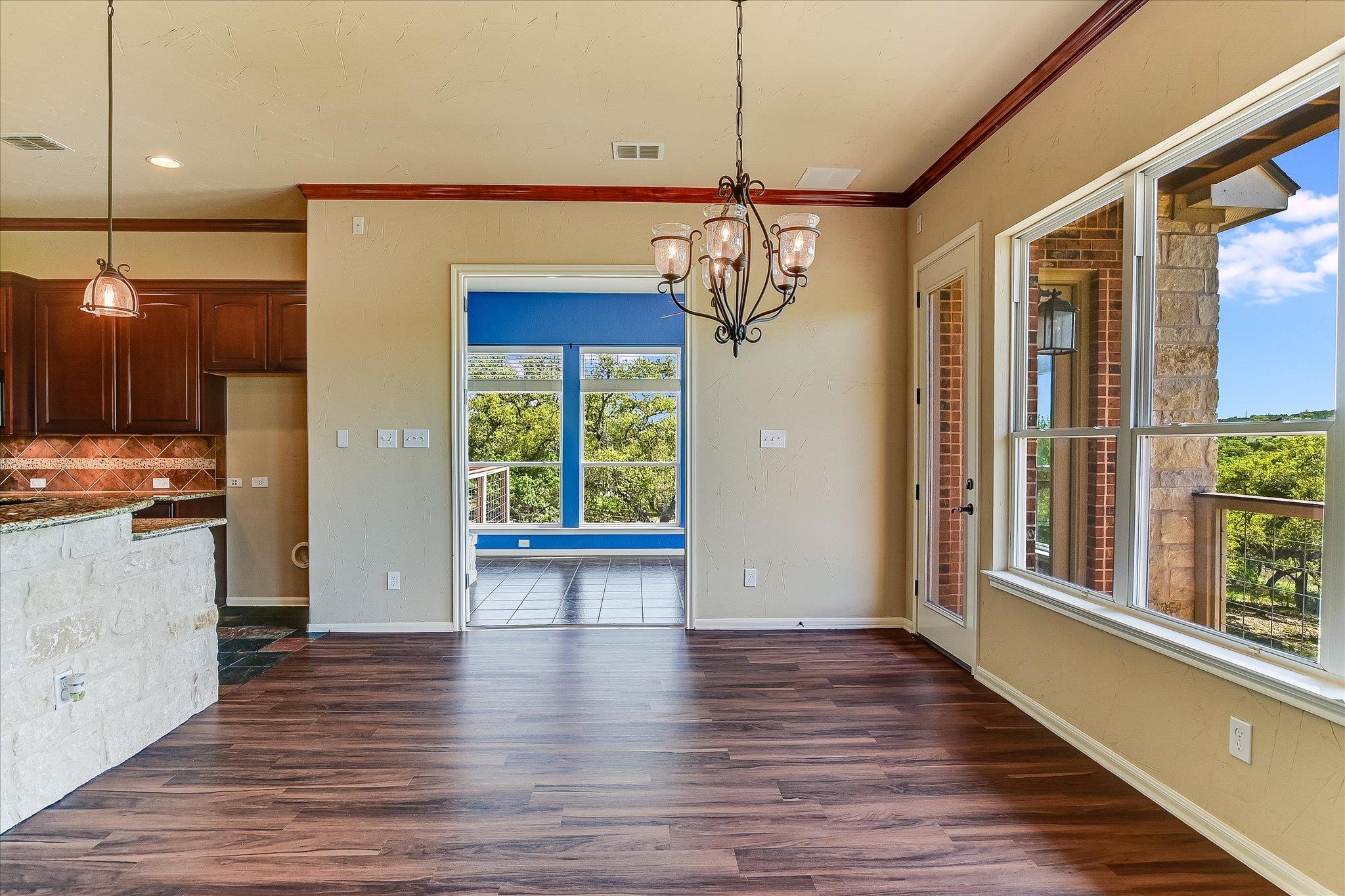 1014 Broken Spoke, Canyon Lake, TX 78133