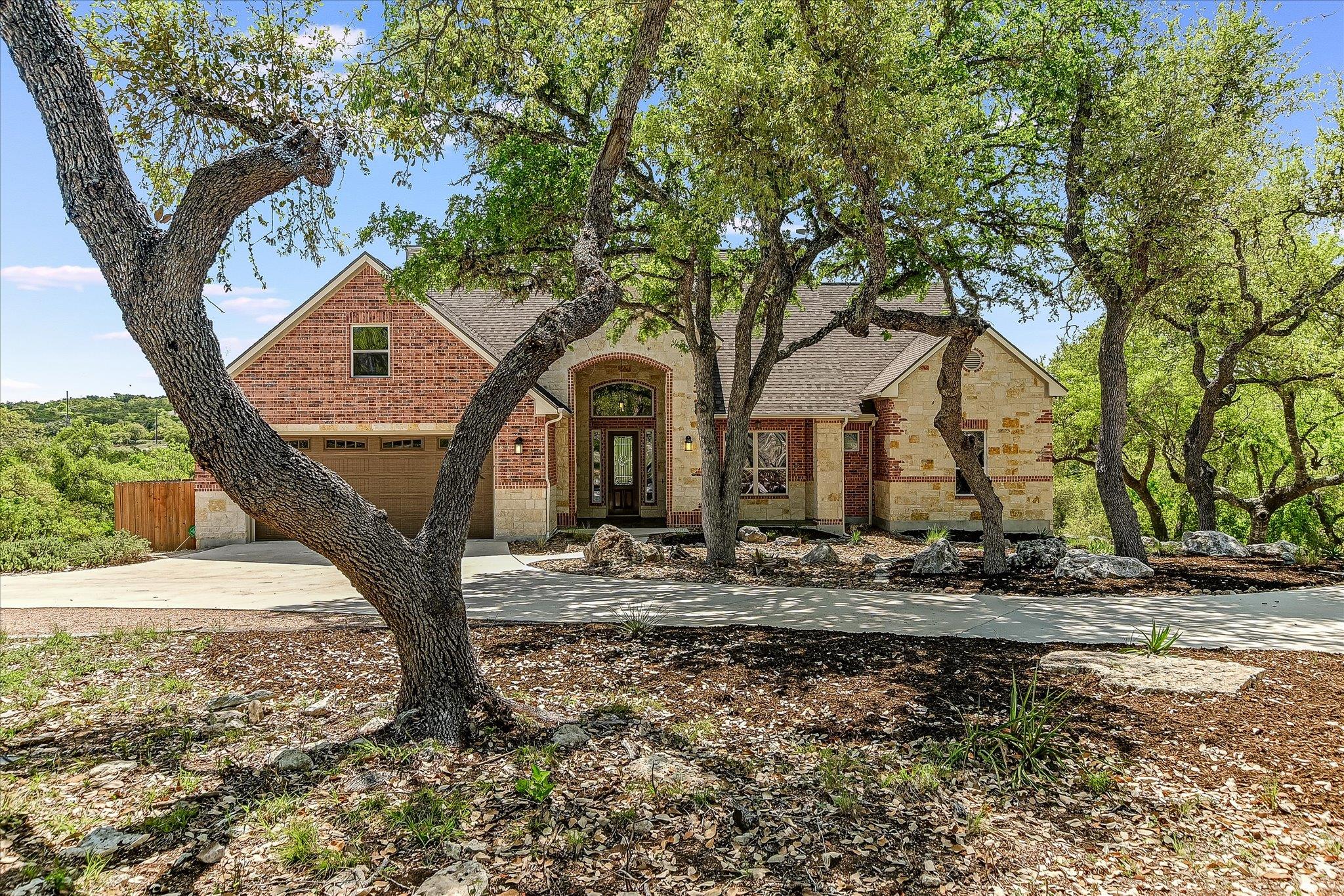 1014 Broken Spoke, Canyon Lake, TX 78133