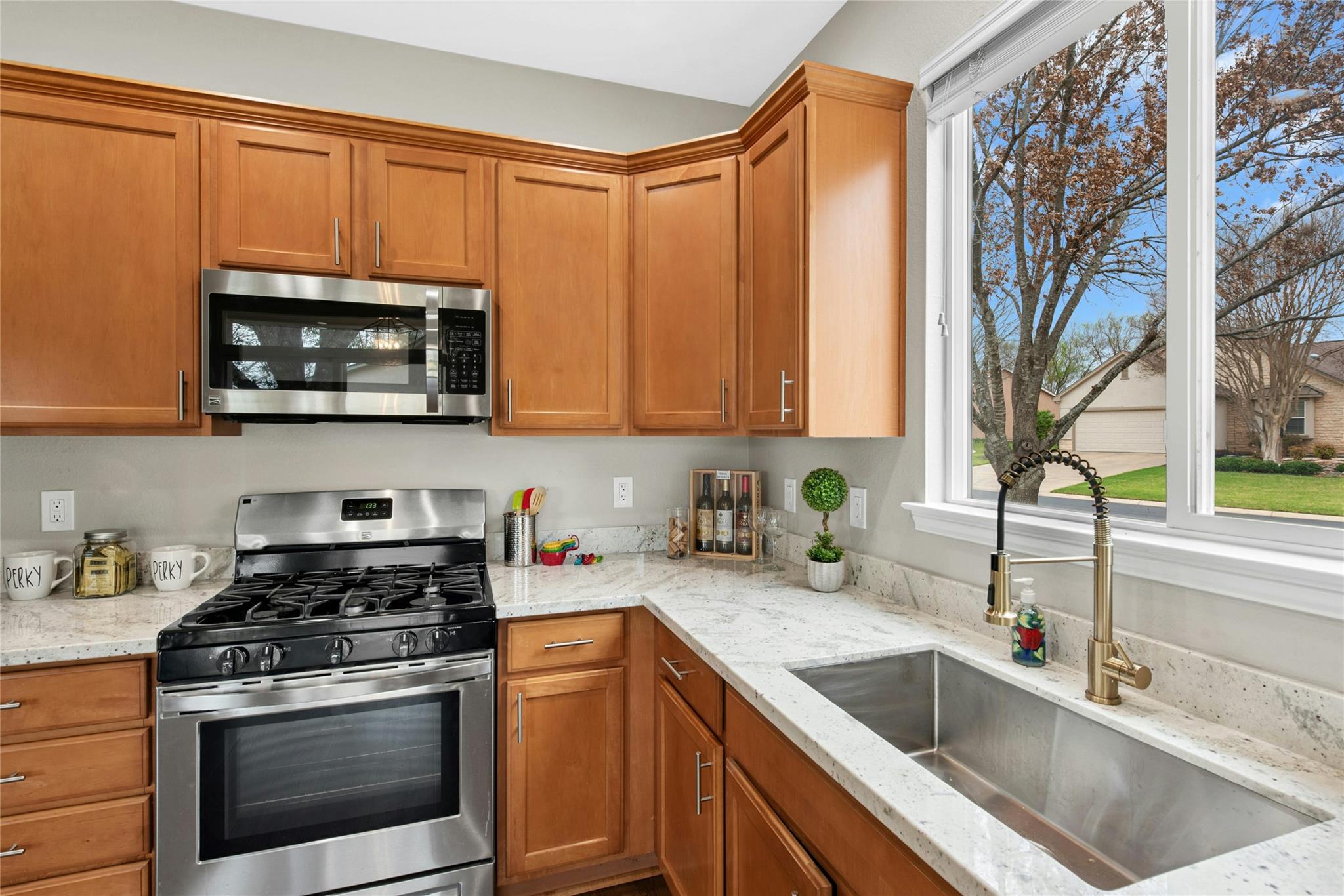 139 Nolan Dr, Georgetown, TX 78633