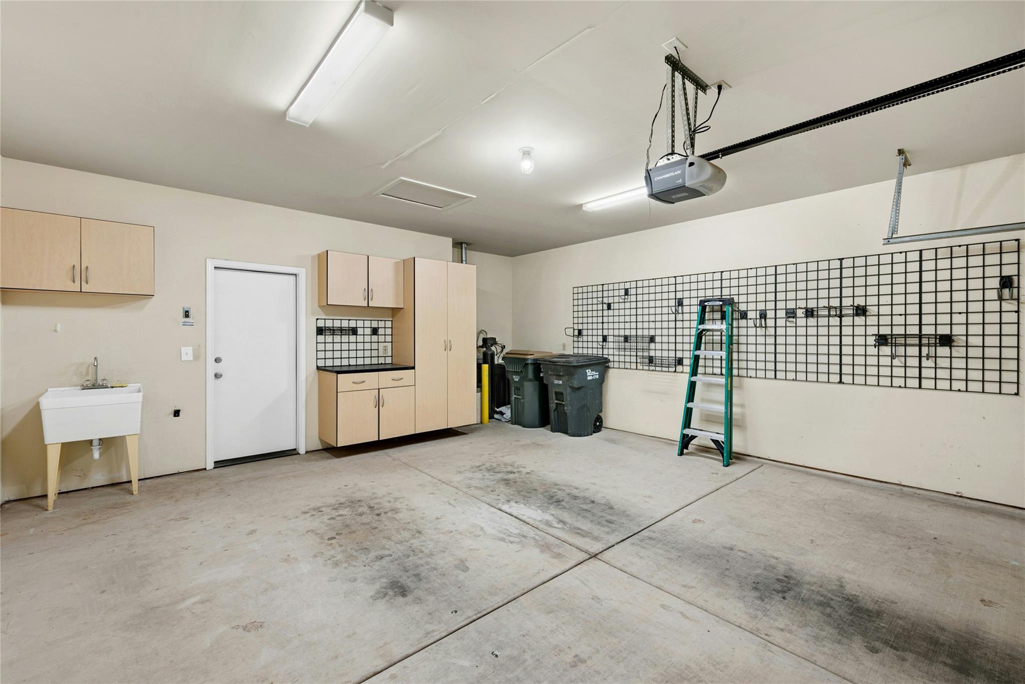 139 Nolan Dr, Georgetown, TX 78633