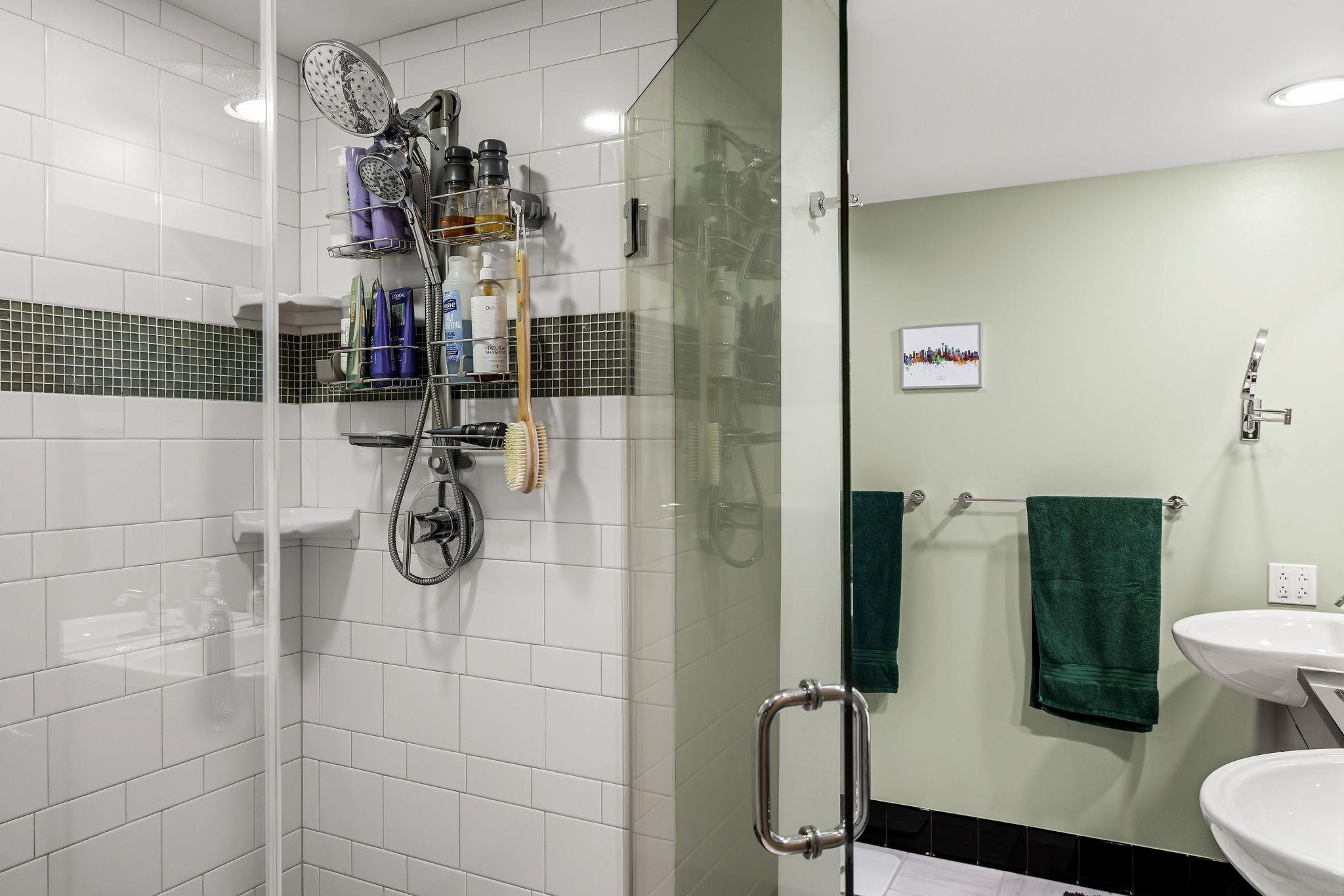 300 Bowie St # 2602, Austin, TX 78703