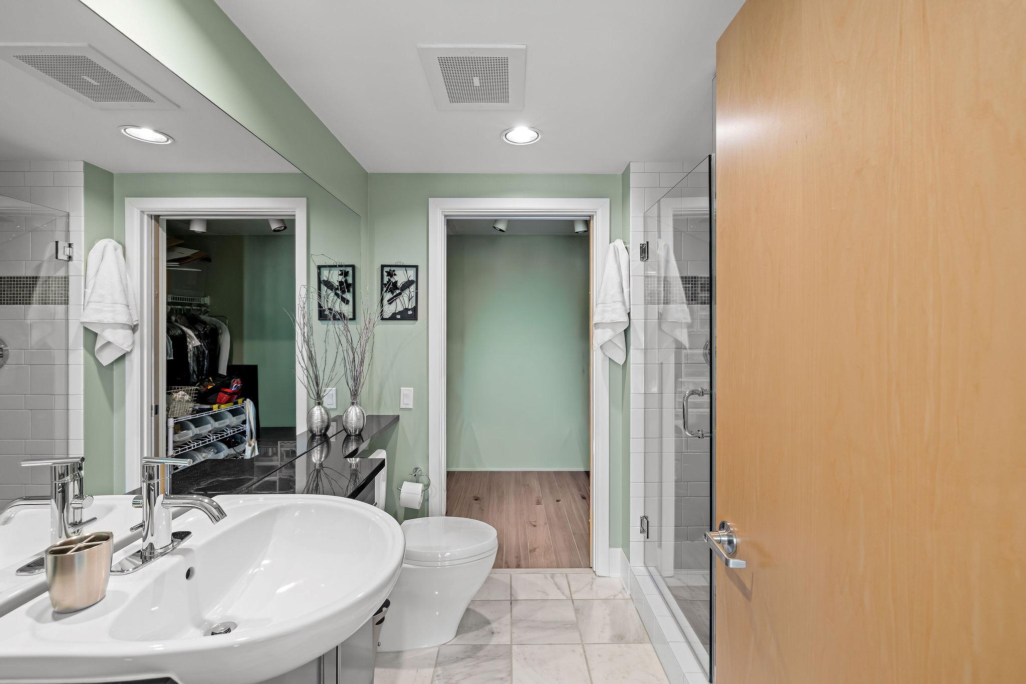 300 Bowie St # 2602, Austin, TX 78703