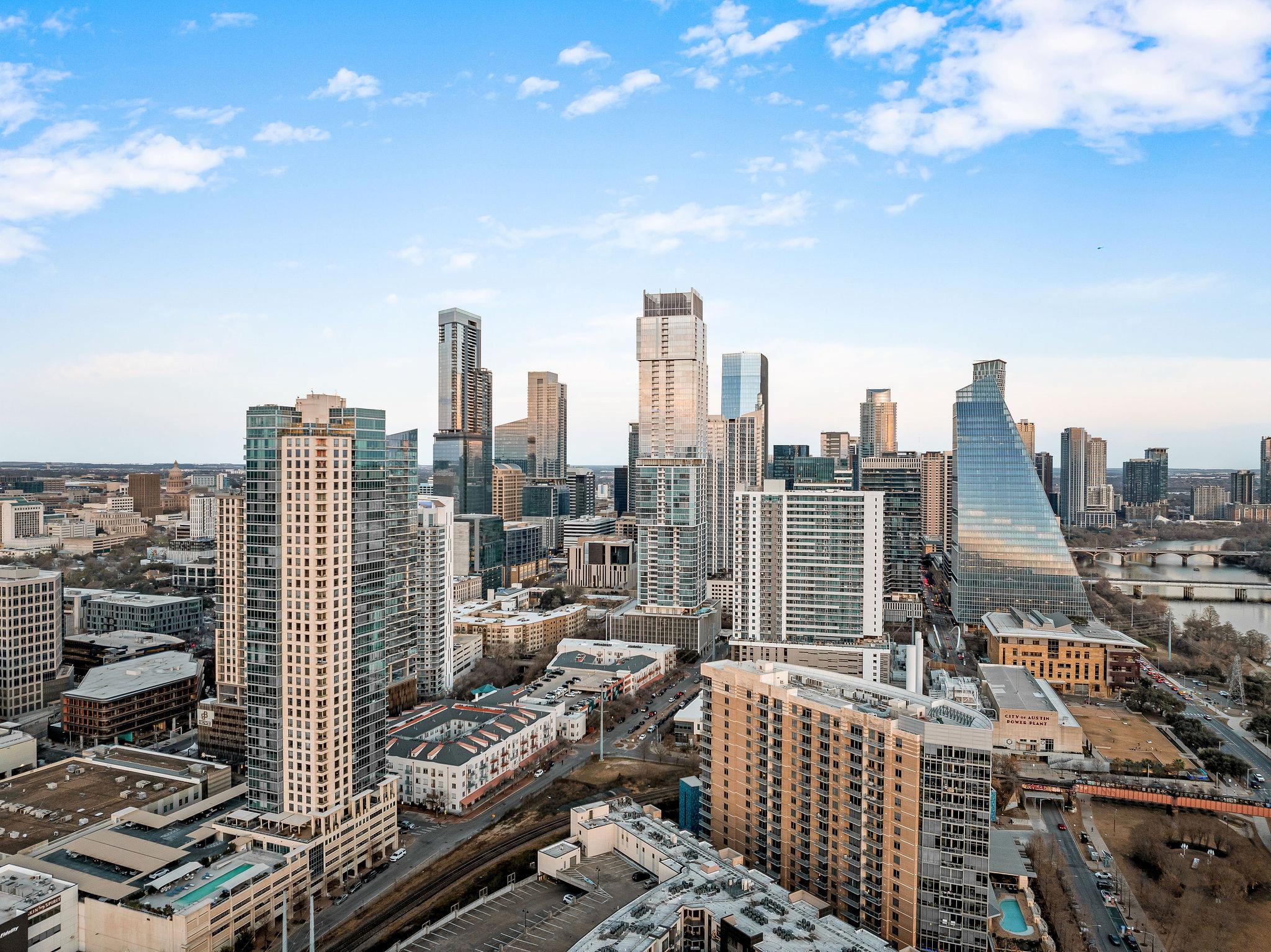 300 Bowie St # 2602, Austin, TX 78703