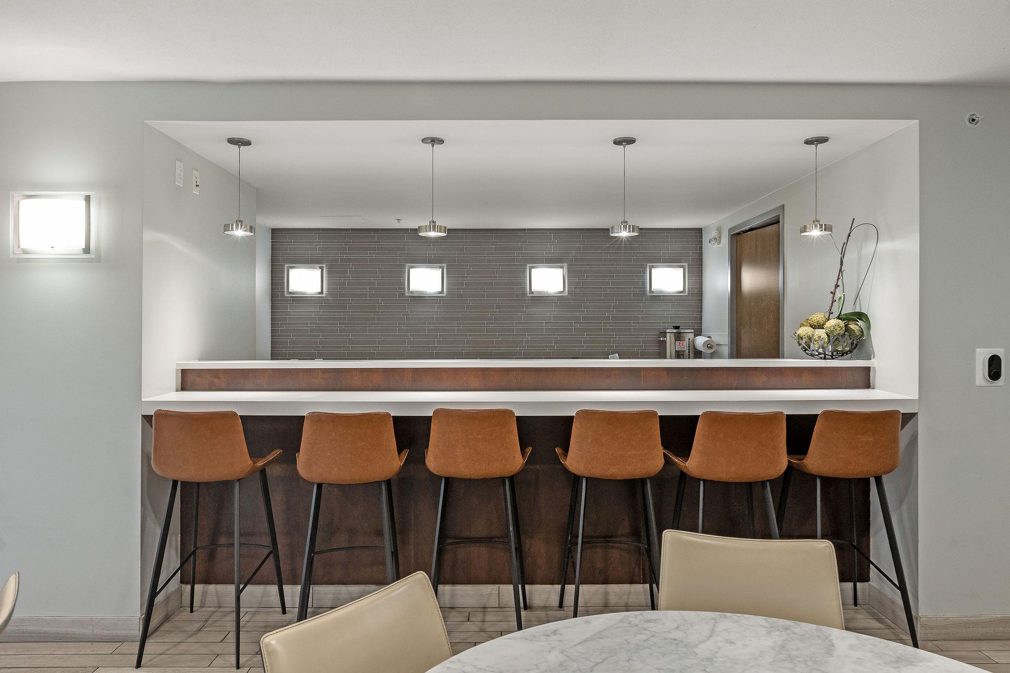 300 Bowie St # 2602, Austin, TX 78703