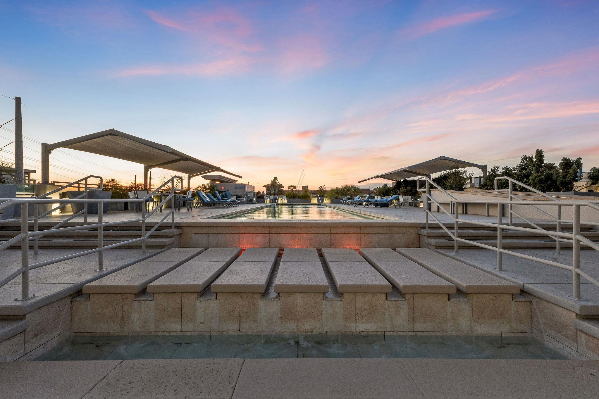 300 Bowie St # 2602, Austin, TX 78703