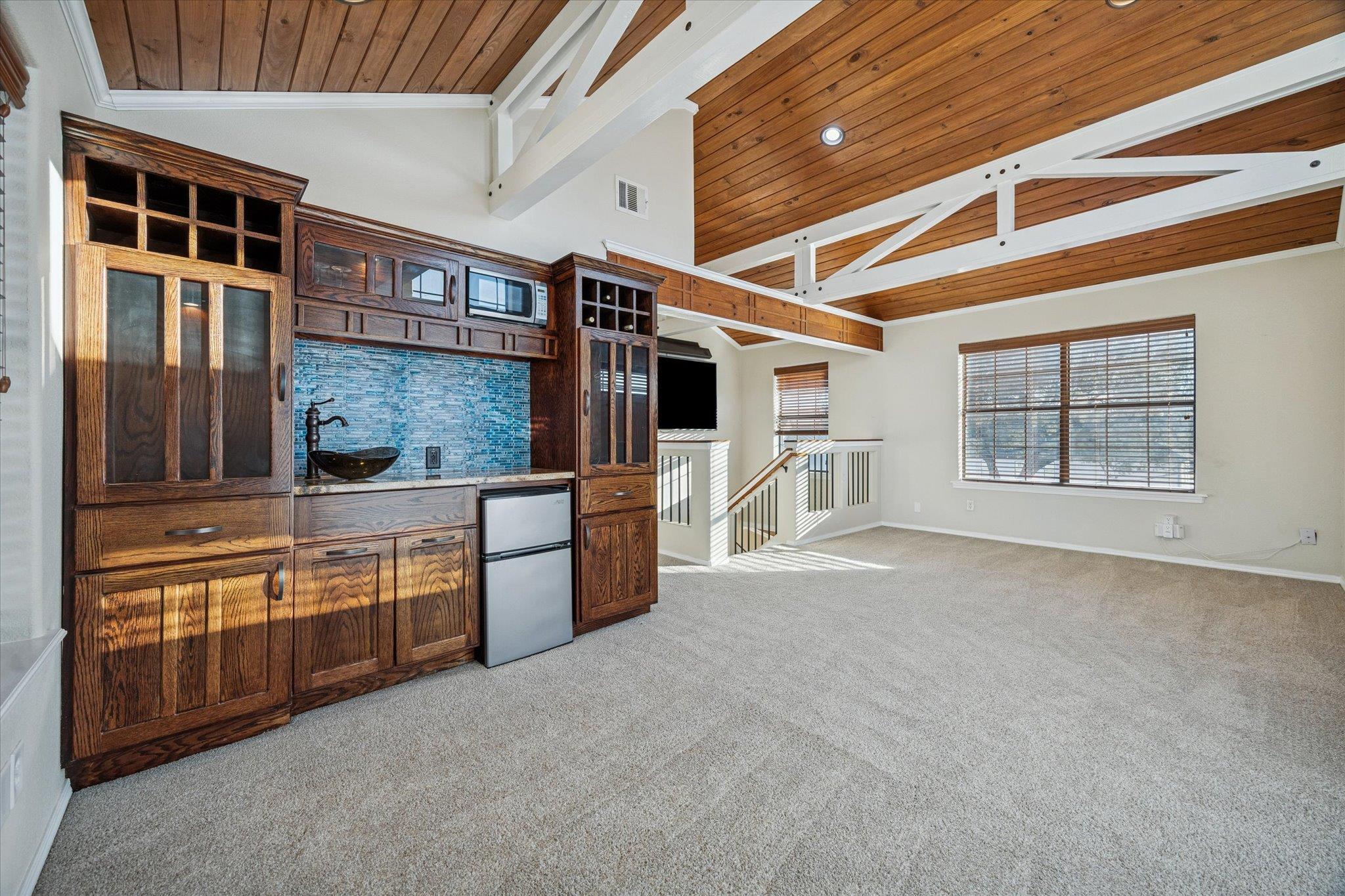 137 Hill Dr Dr, Granite Shoals, TX 78654