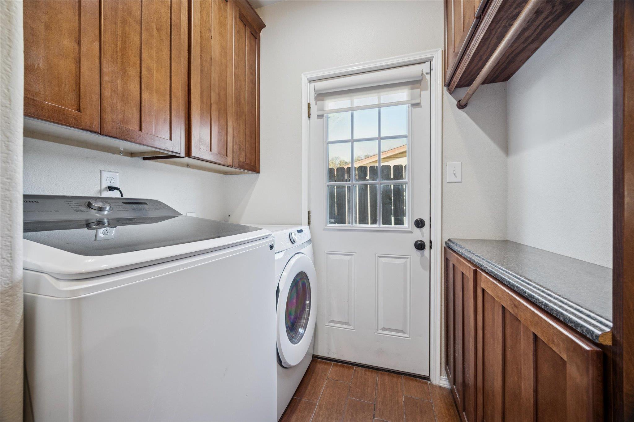 137 Hill Dr Dr, Granite Shoals, TX 78654