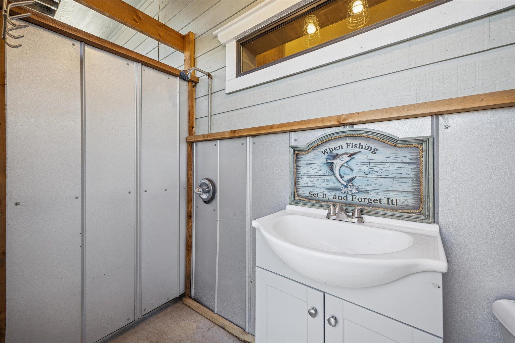 137 Hill Dr Dr, Granite Shoals, TX 78654