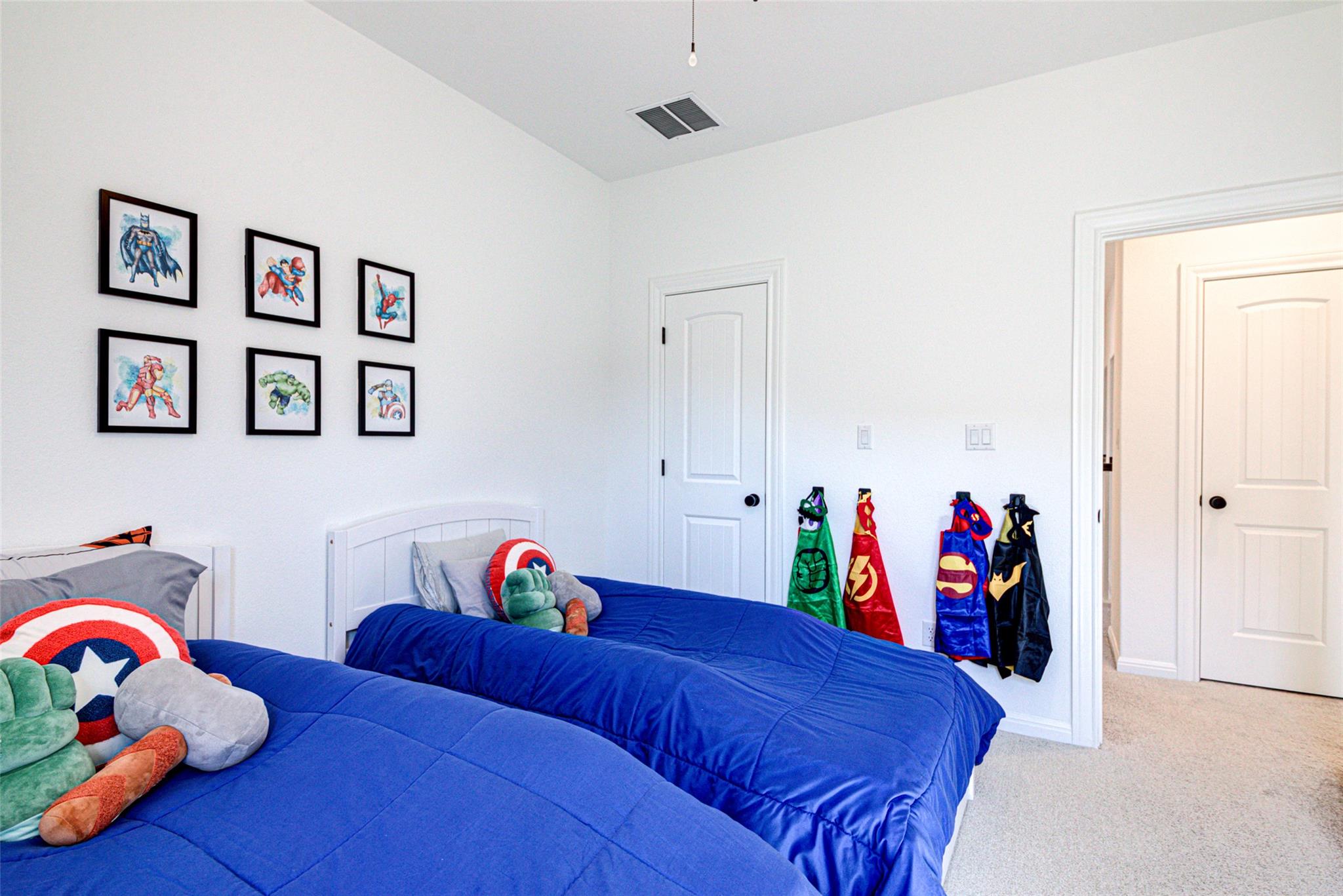 1976 Headwaters Blvd, Dripping Springs, TX 78620