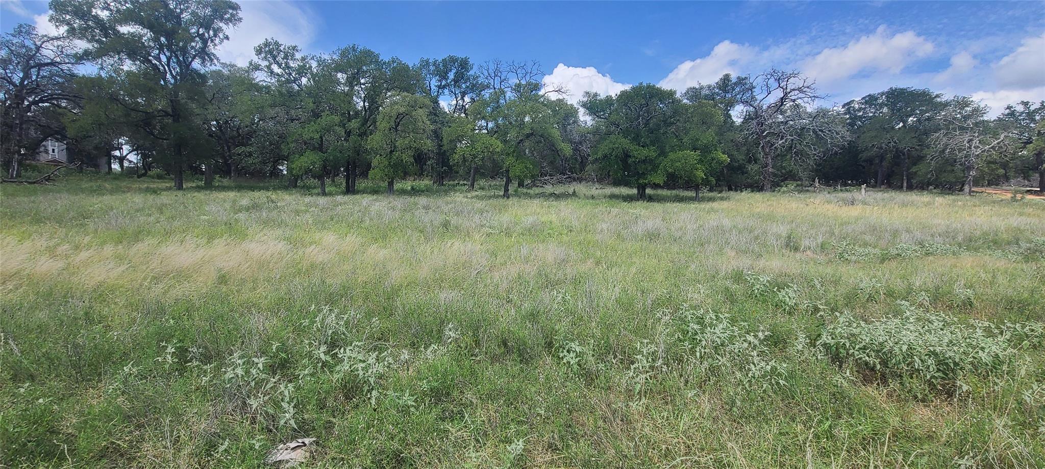 1303 Robin Trl, Lago Vista, TX 78645