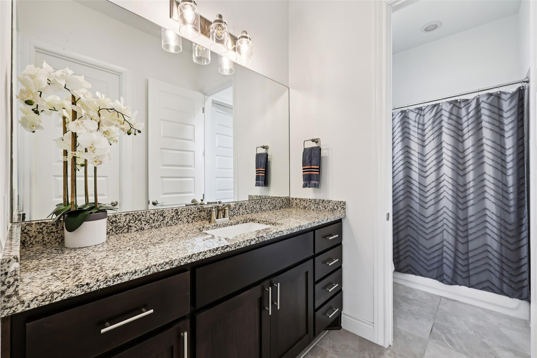 504 Lodge Ct, Liberty Hill, TX 78642