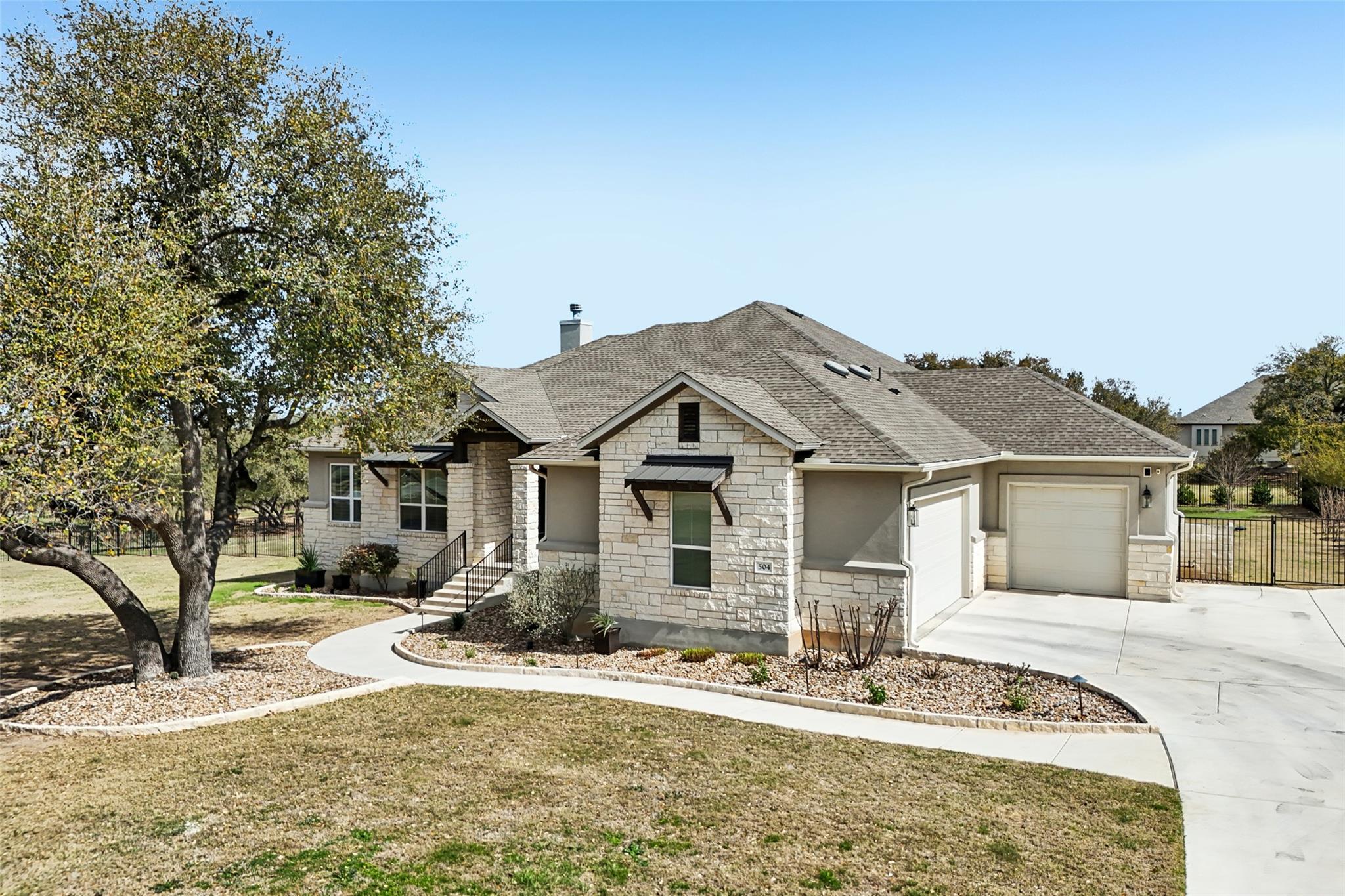 504 Lodge Ct, Liberty Hill, TX 78642