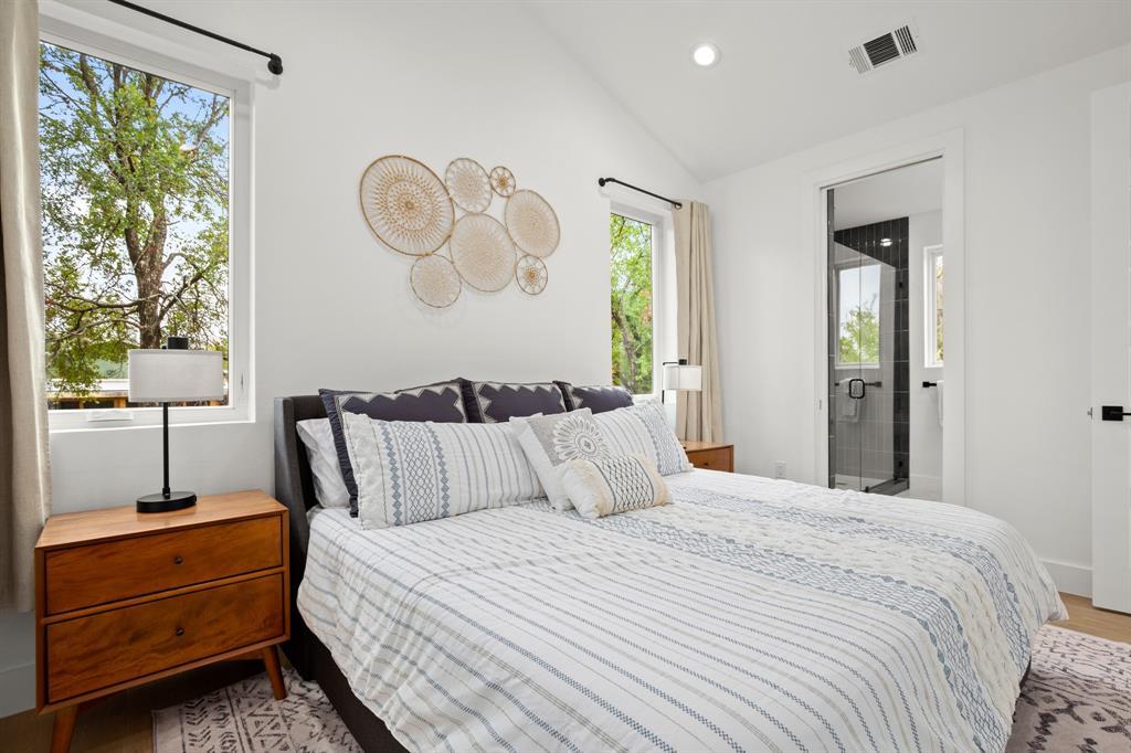 2919 E 13th St # 2, Austin, TX 78702