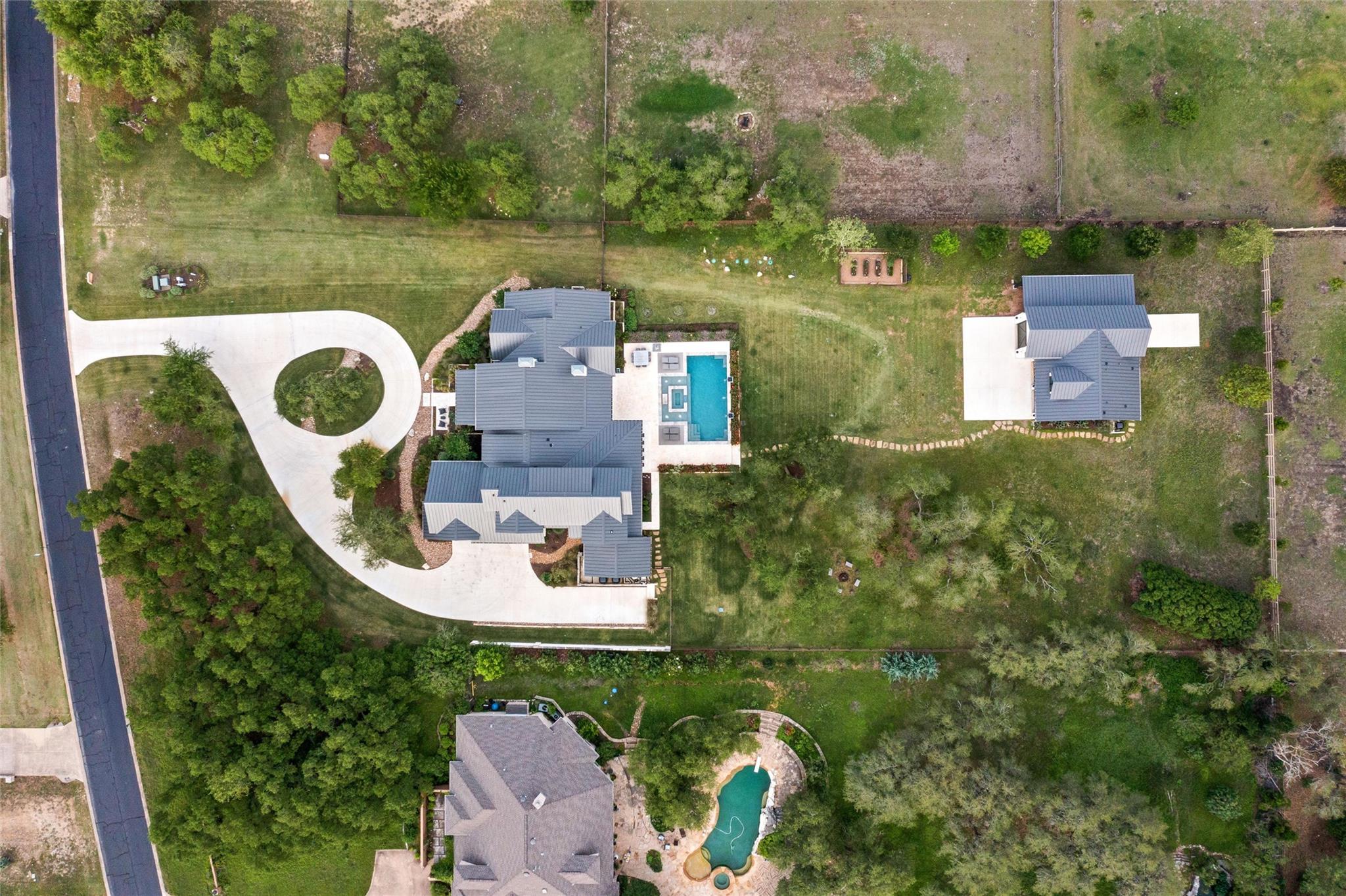 831 Polo Club Dr, Austin, TX 78737