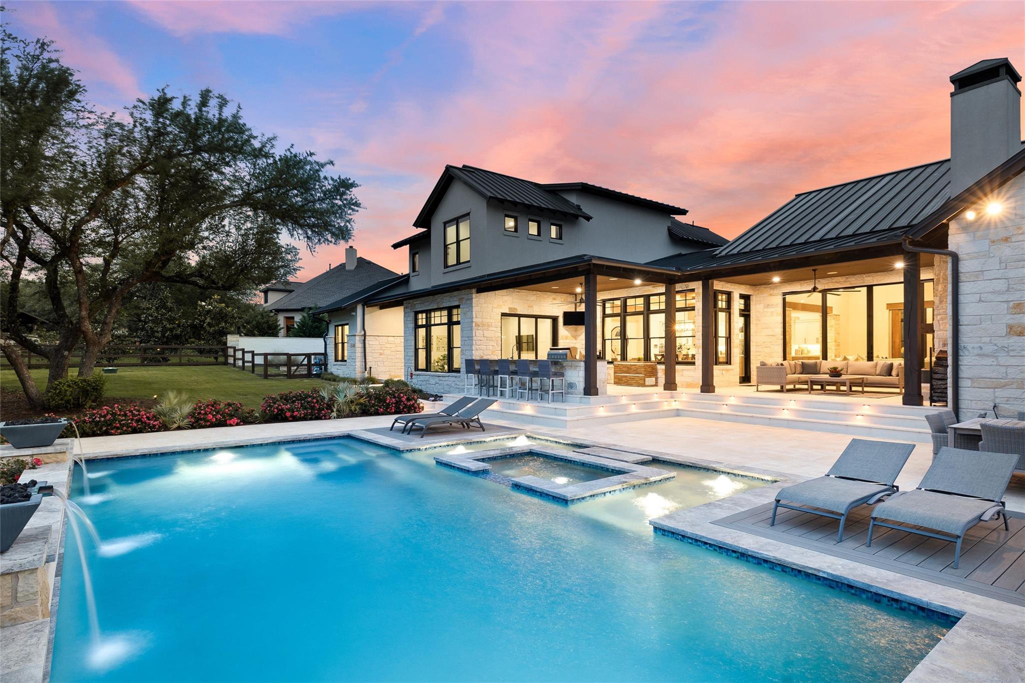 831 Polo Club Dr, Austin, TX 78737