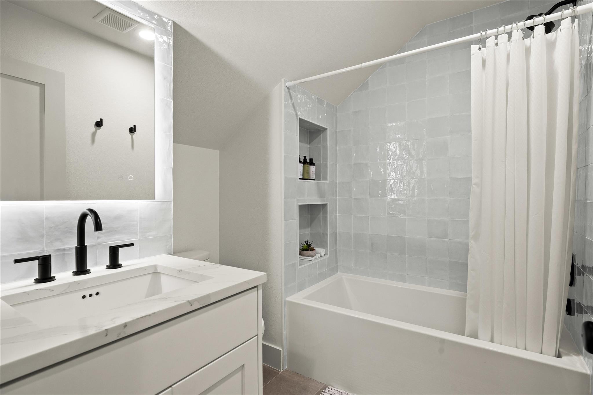 831 Polo Club Dr, Austin, TX 78737