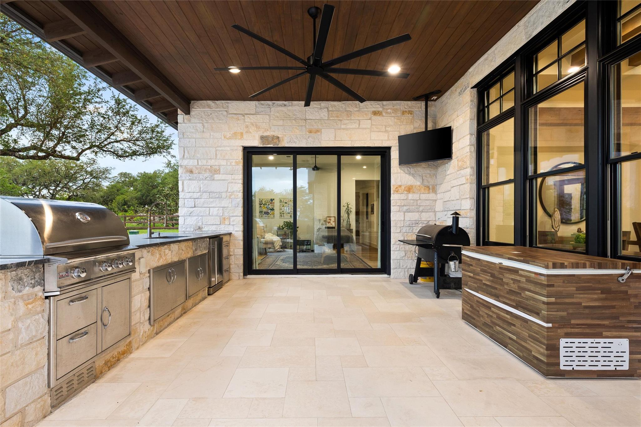 831 Polo Club Dr, Austin, TX 78737