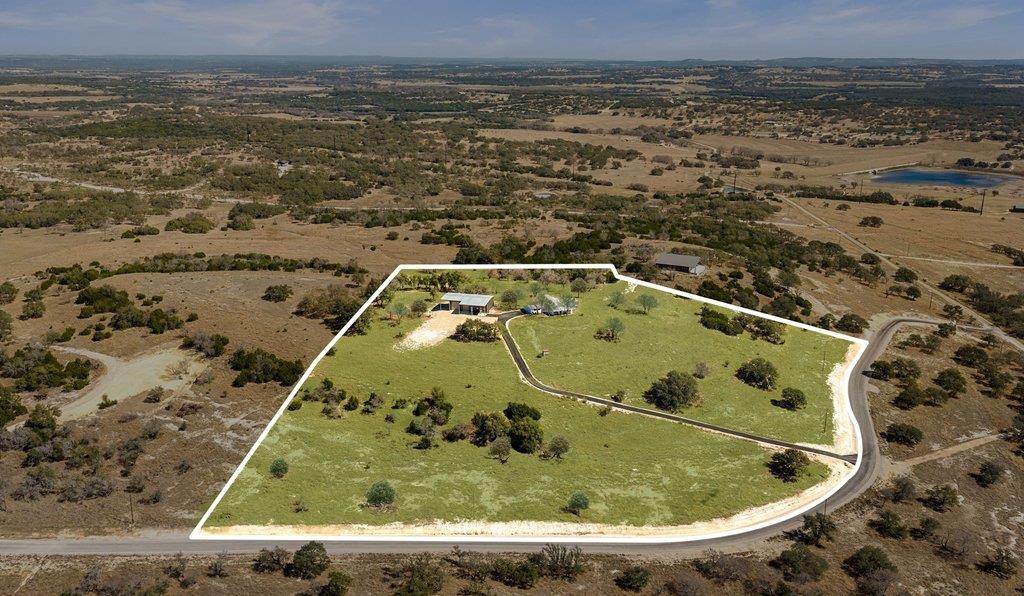 158 Watch Hill Rd, Stonewall, TX 78671