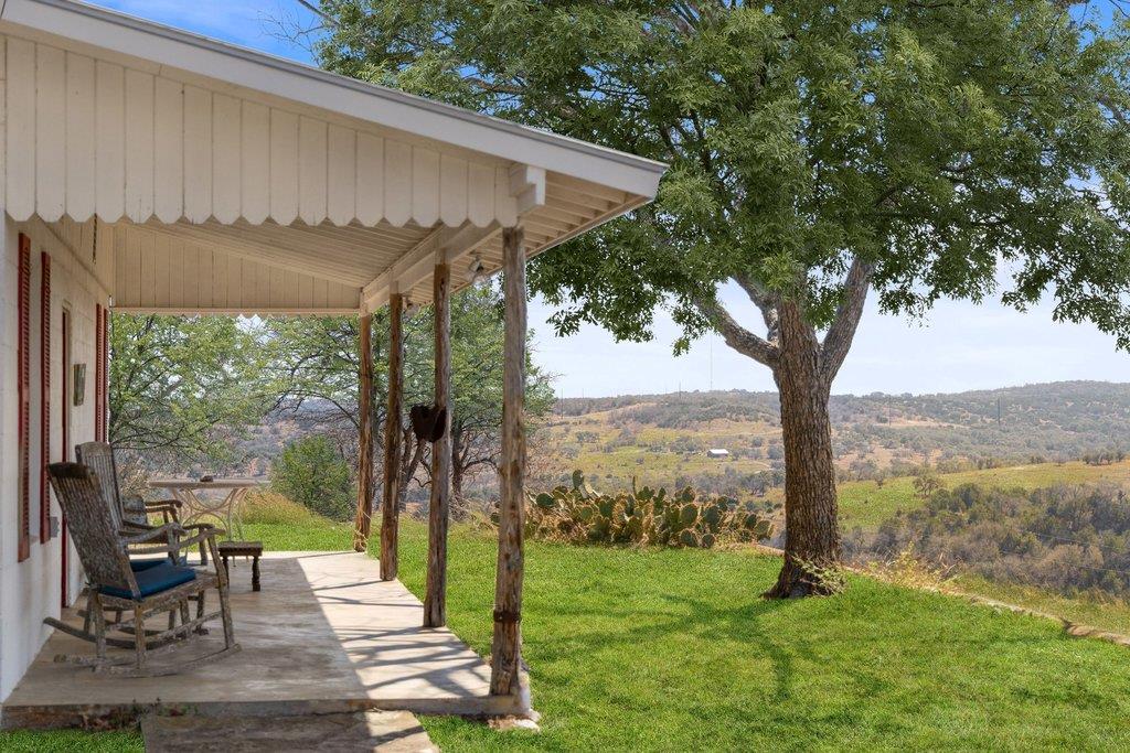 158 Watch Hill Rd, Stonewall, TX 78671