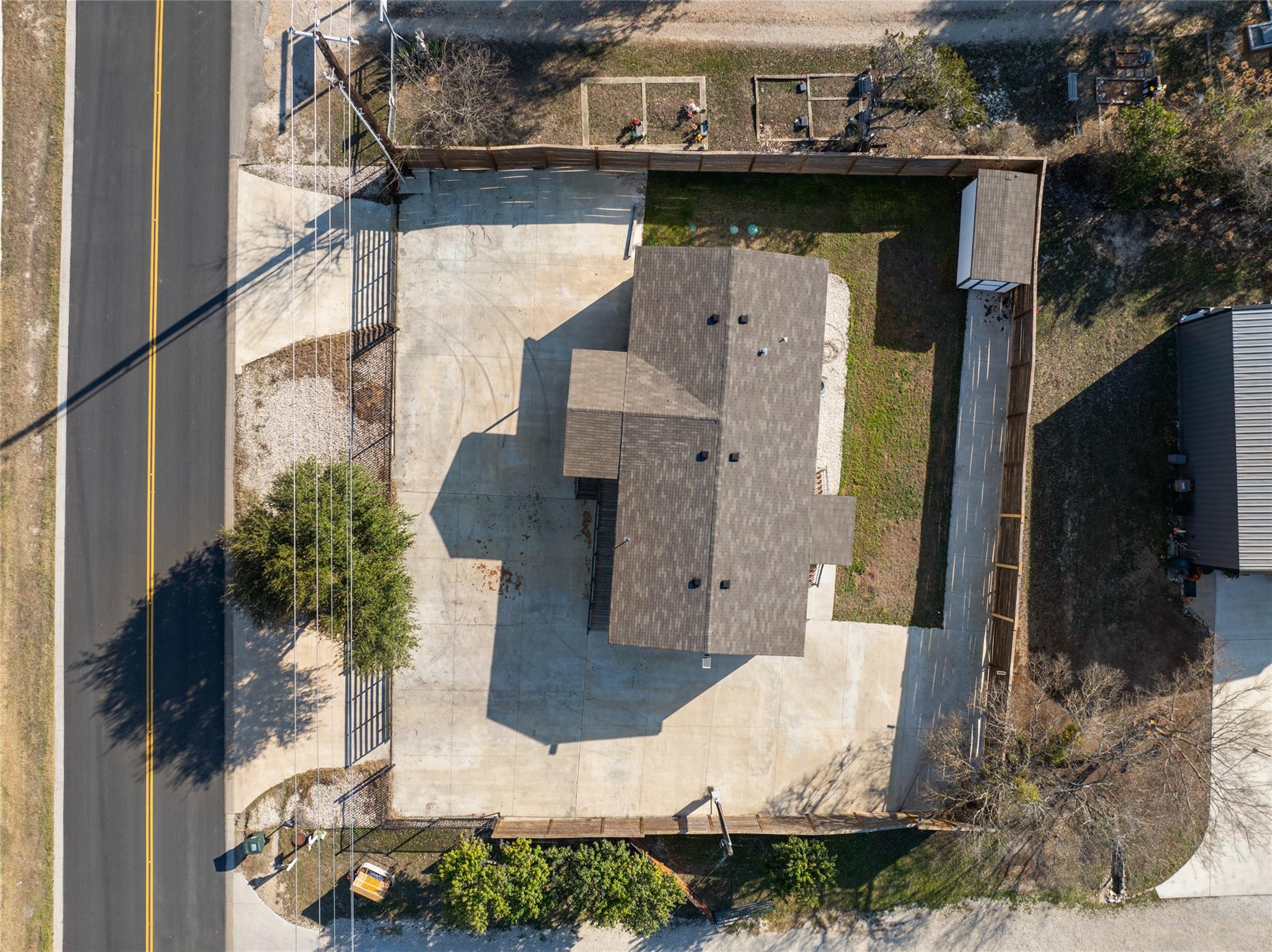 624 S Old Stagecoach Rd, Kyle, TX 78640