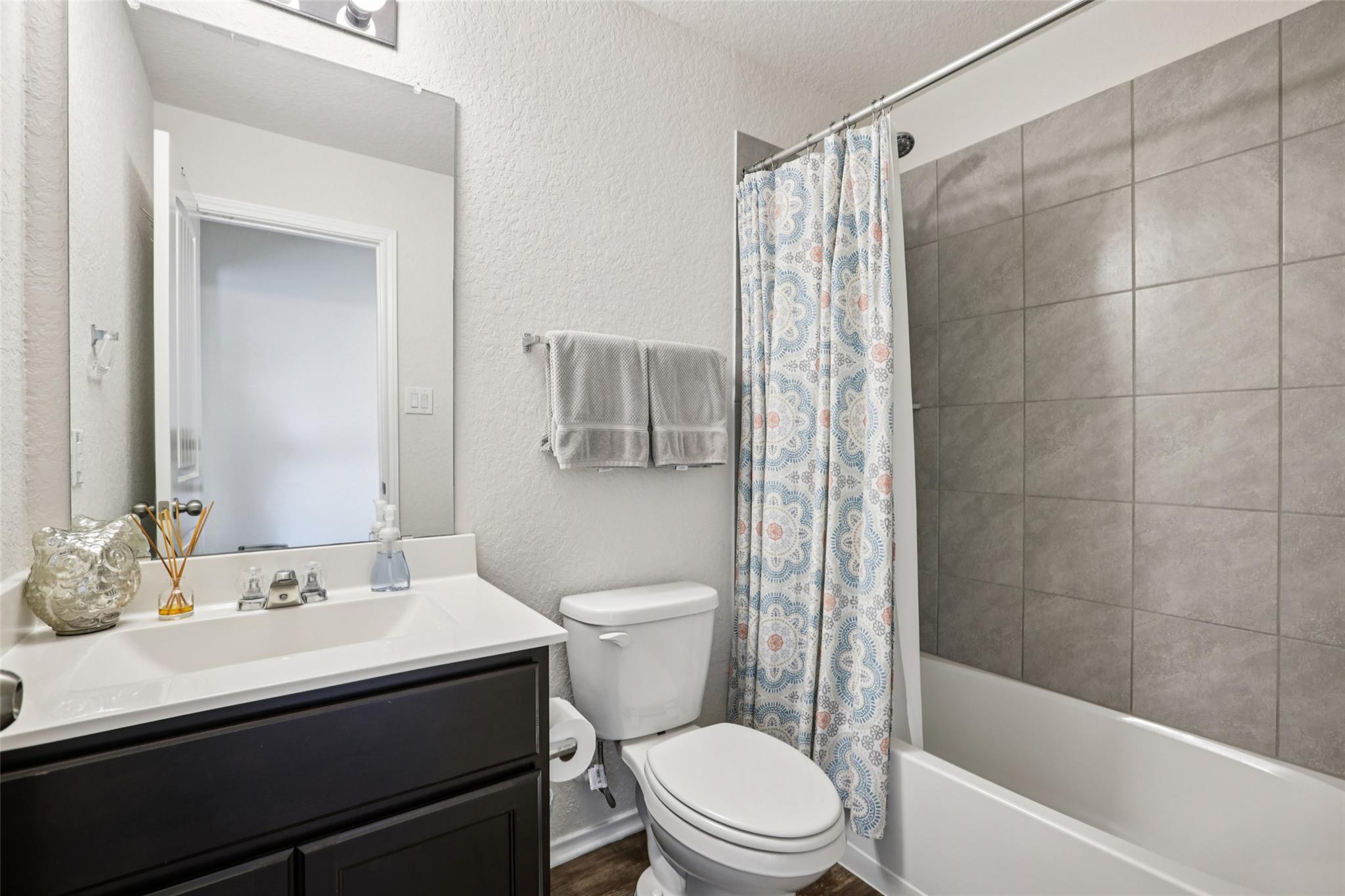 104 Finn Trl, San Marcos, TX 78666