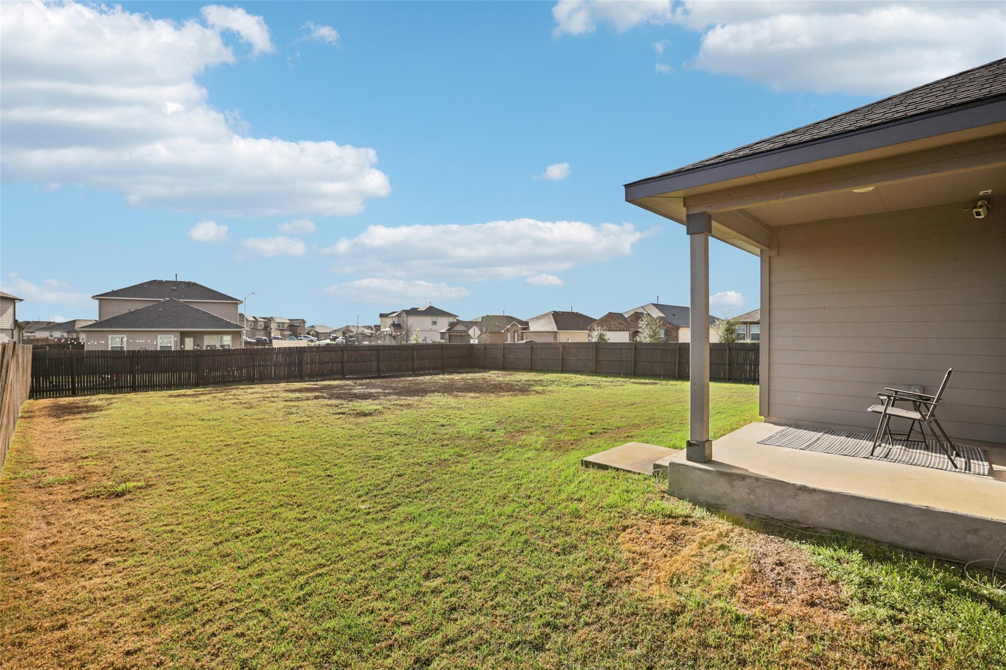 104 Finn Trl, San Marcos, TX 78666