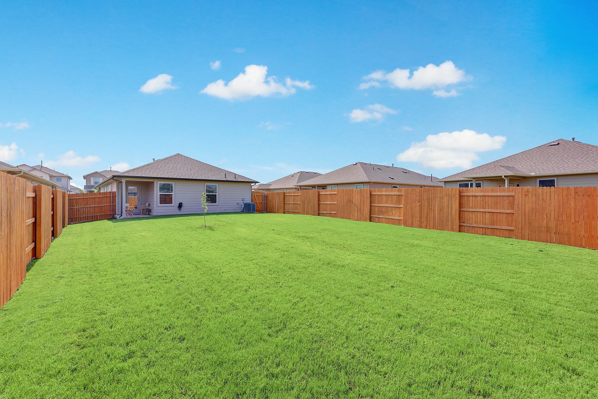 114 Oxbow Ter, Bastrop, TX 78602