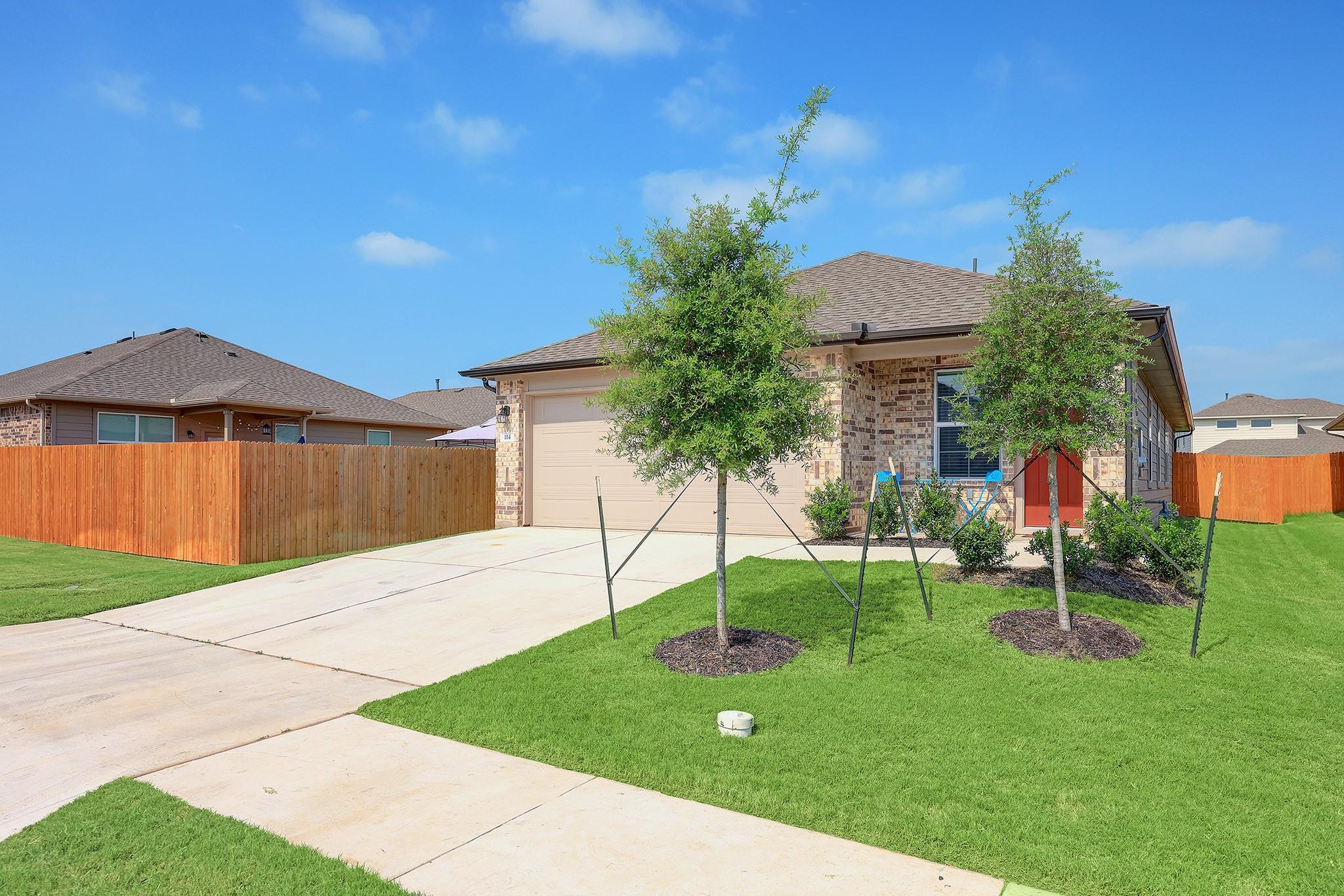 114 Oxbow Ter, Bastrop, TX 78602