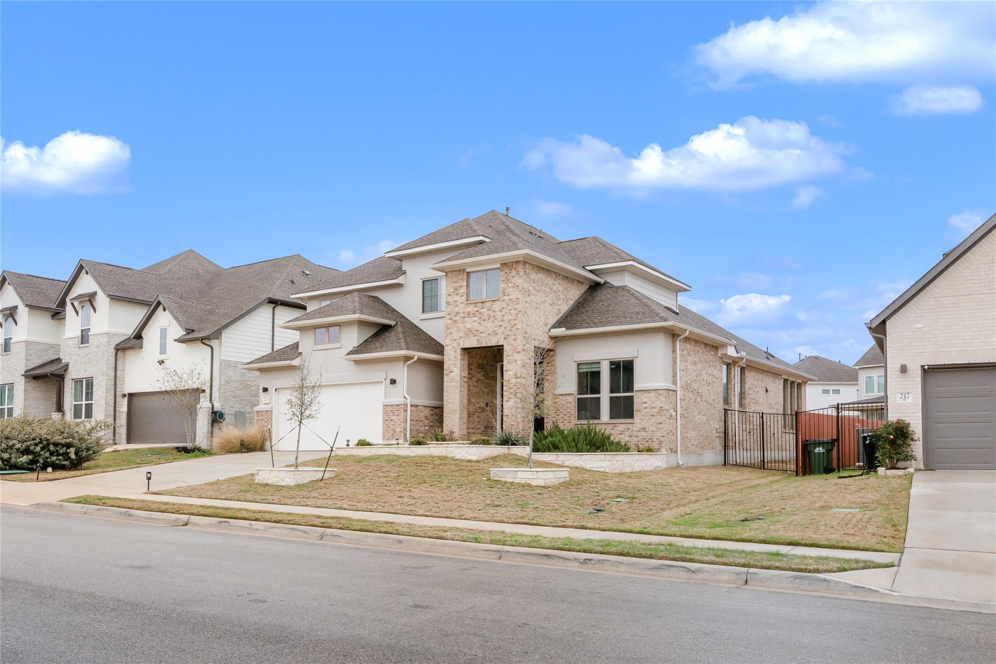 213 Palatino Bnd, Liberty Hill, TX 78642