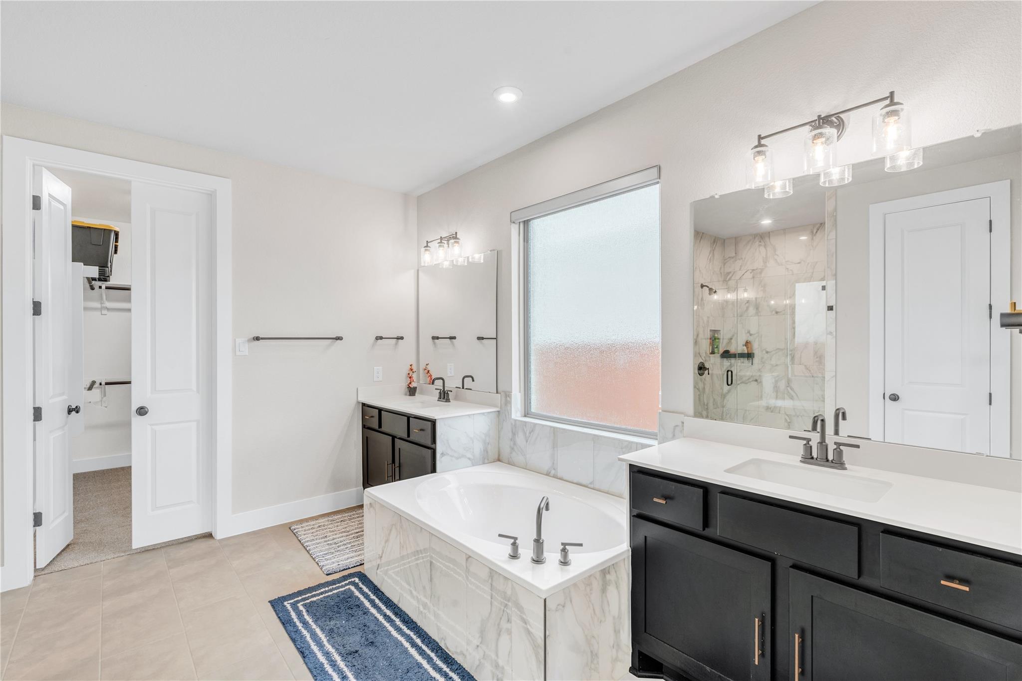 213 Palatino Bnd, Liberty Hill, TX 78642