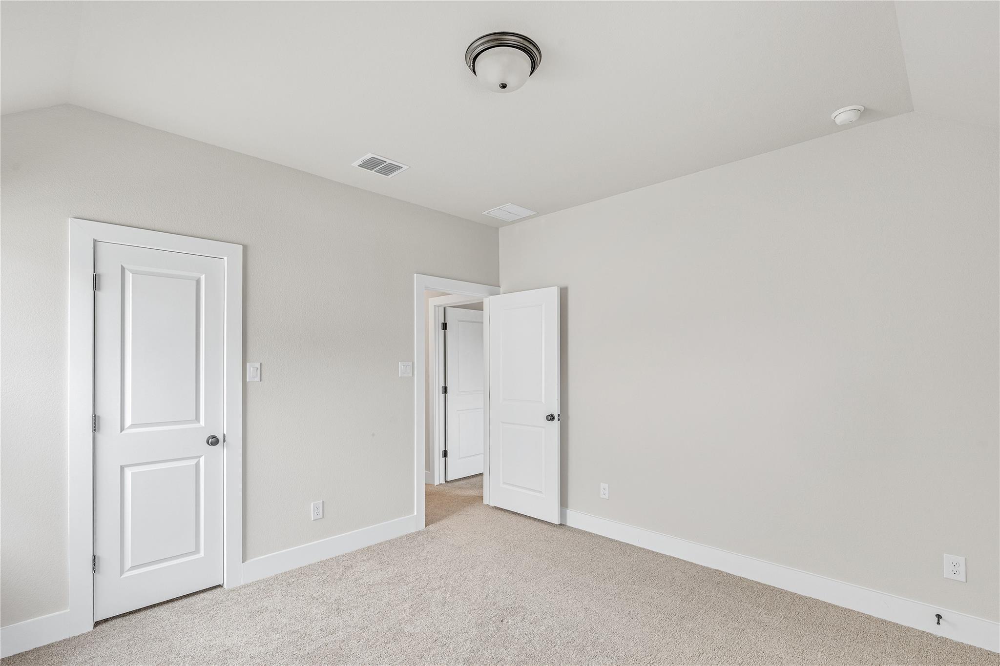 213 Palatino Bnd, Liberty Hill, TX 78642