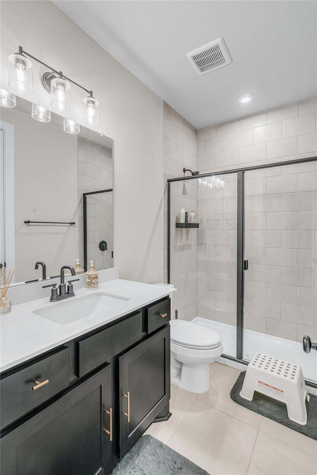 213 Palatino Bnd, Liberty Hill, TX 78642