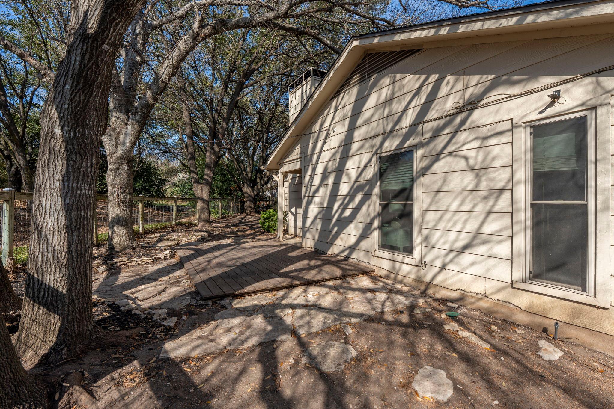 6210 Turkey Holw, Austin, TX 78750