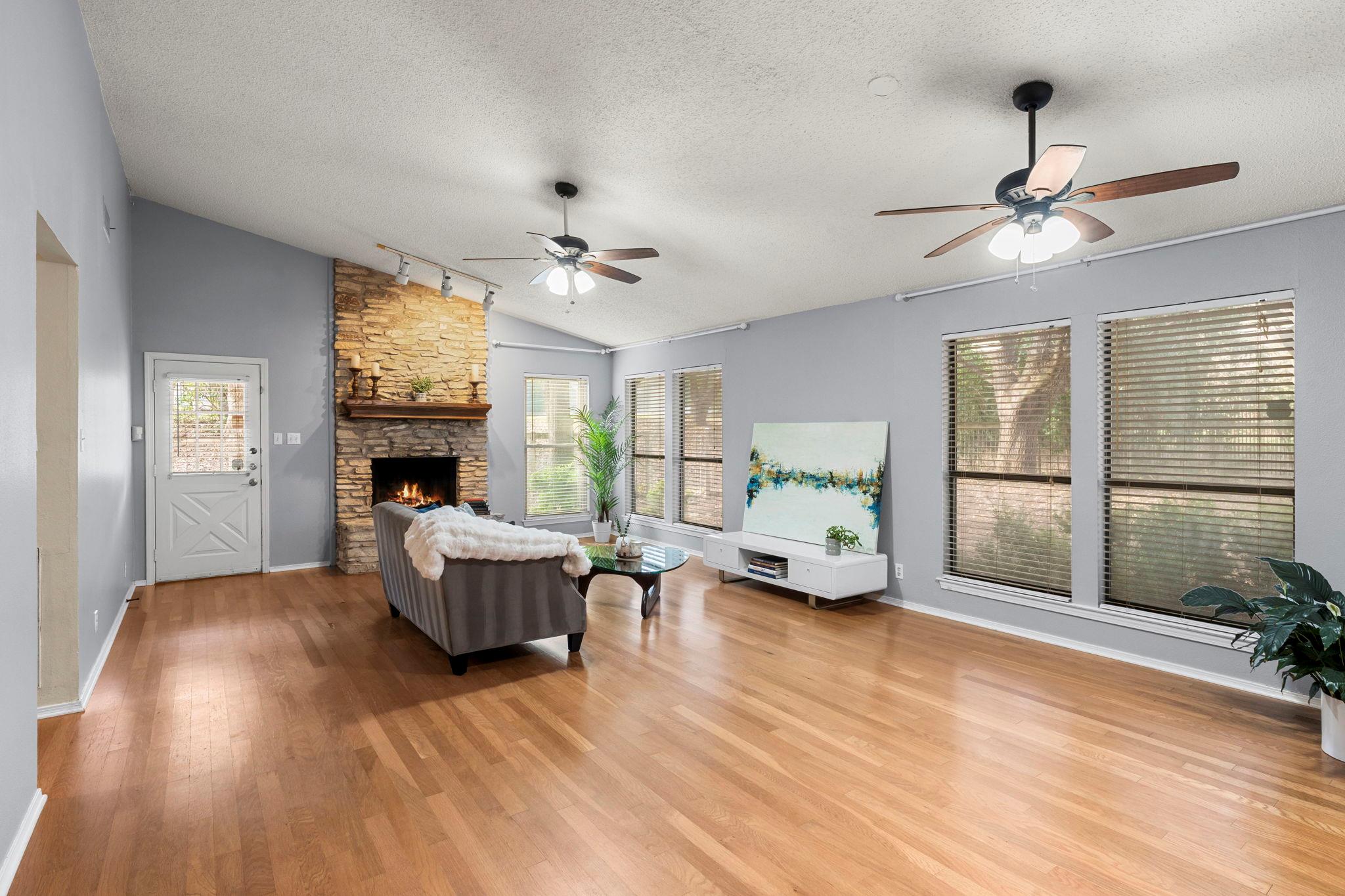 6210 Turkey Holw, Austin, TX 78750