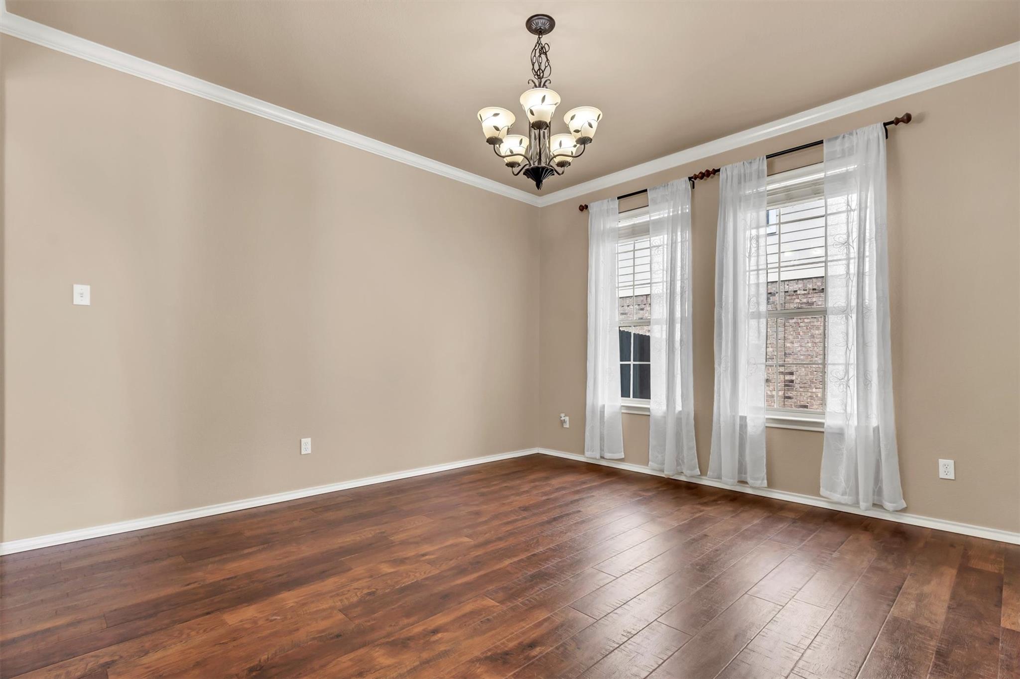 749 Sweet Gum Dr, Kyle, TX 78640