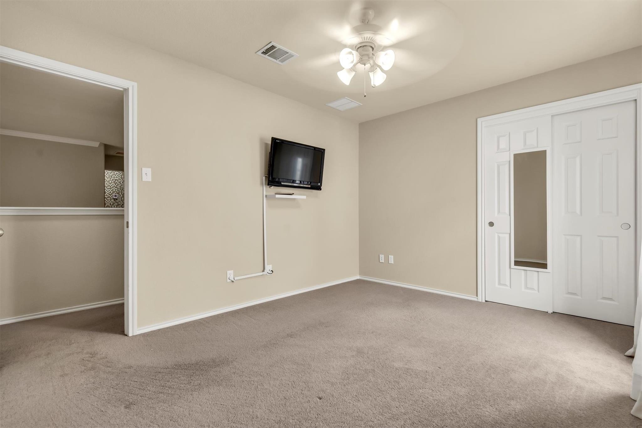 749 Sweet Gum Dr, Kyle, TX 78640