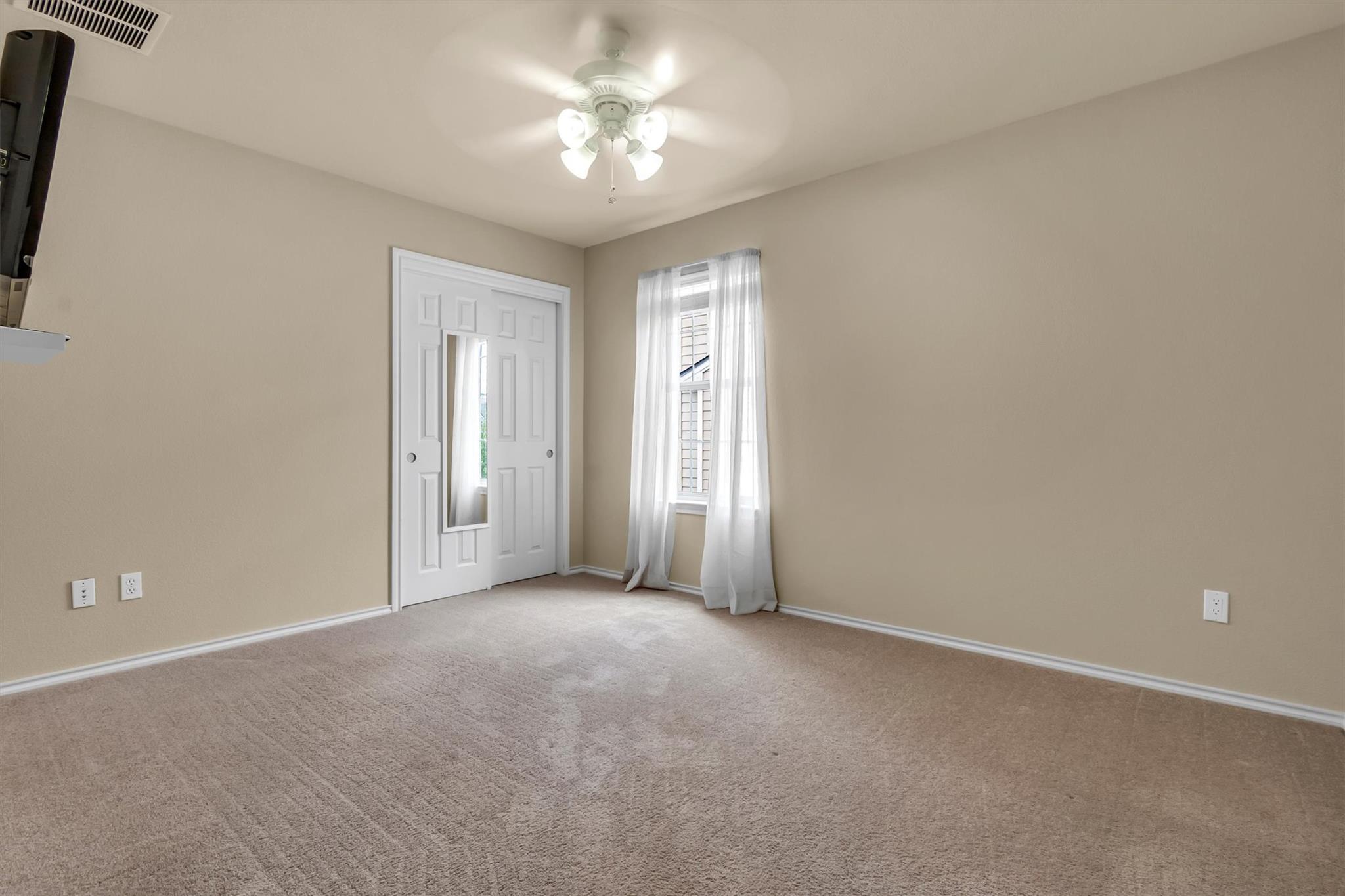 749 Sweet Gum Dr, Kyle, TX 78640