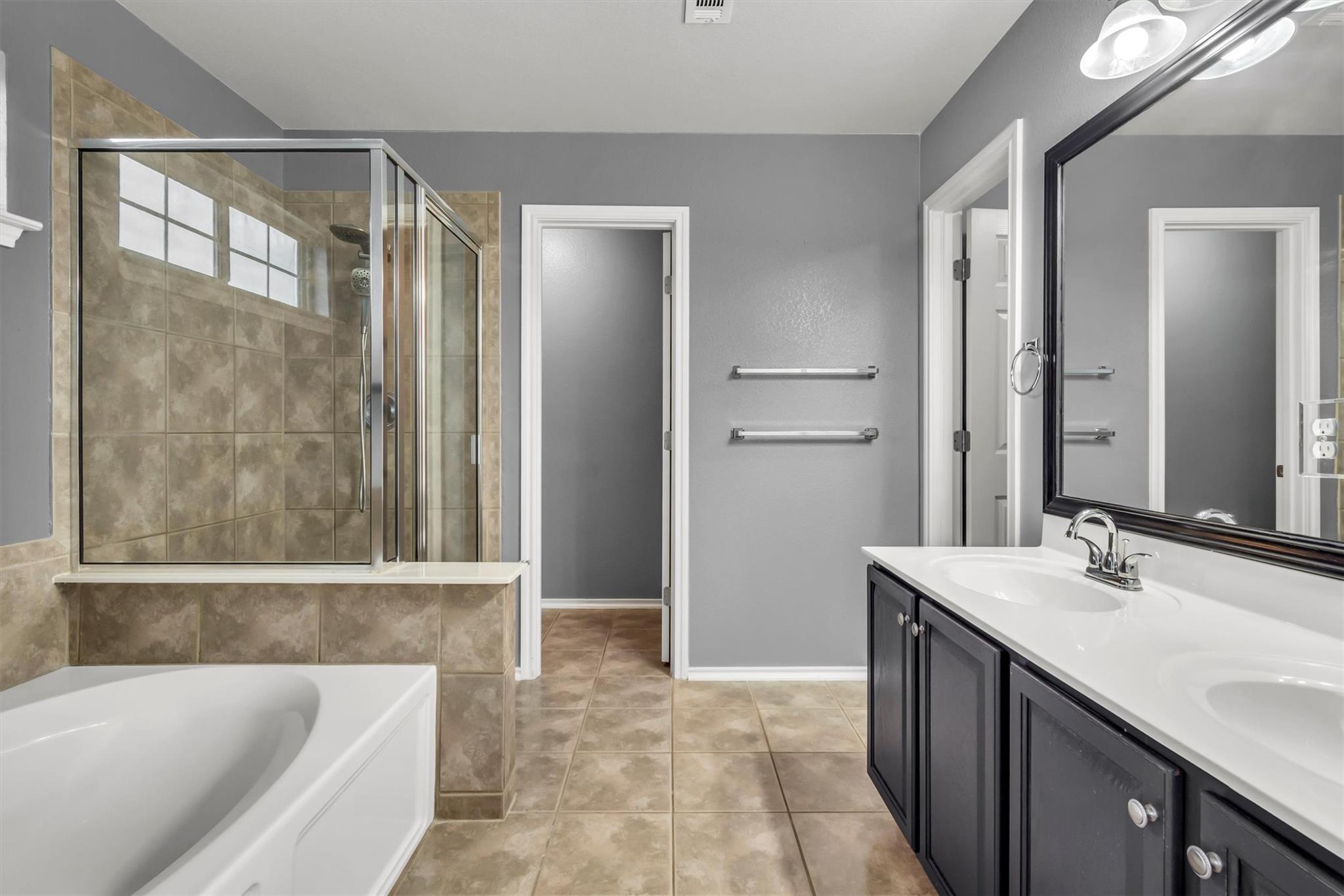 749 Sweet Gum Dr, Kyle, TX 78640