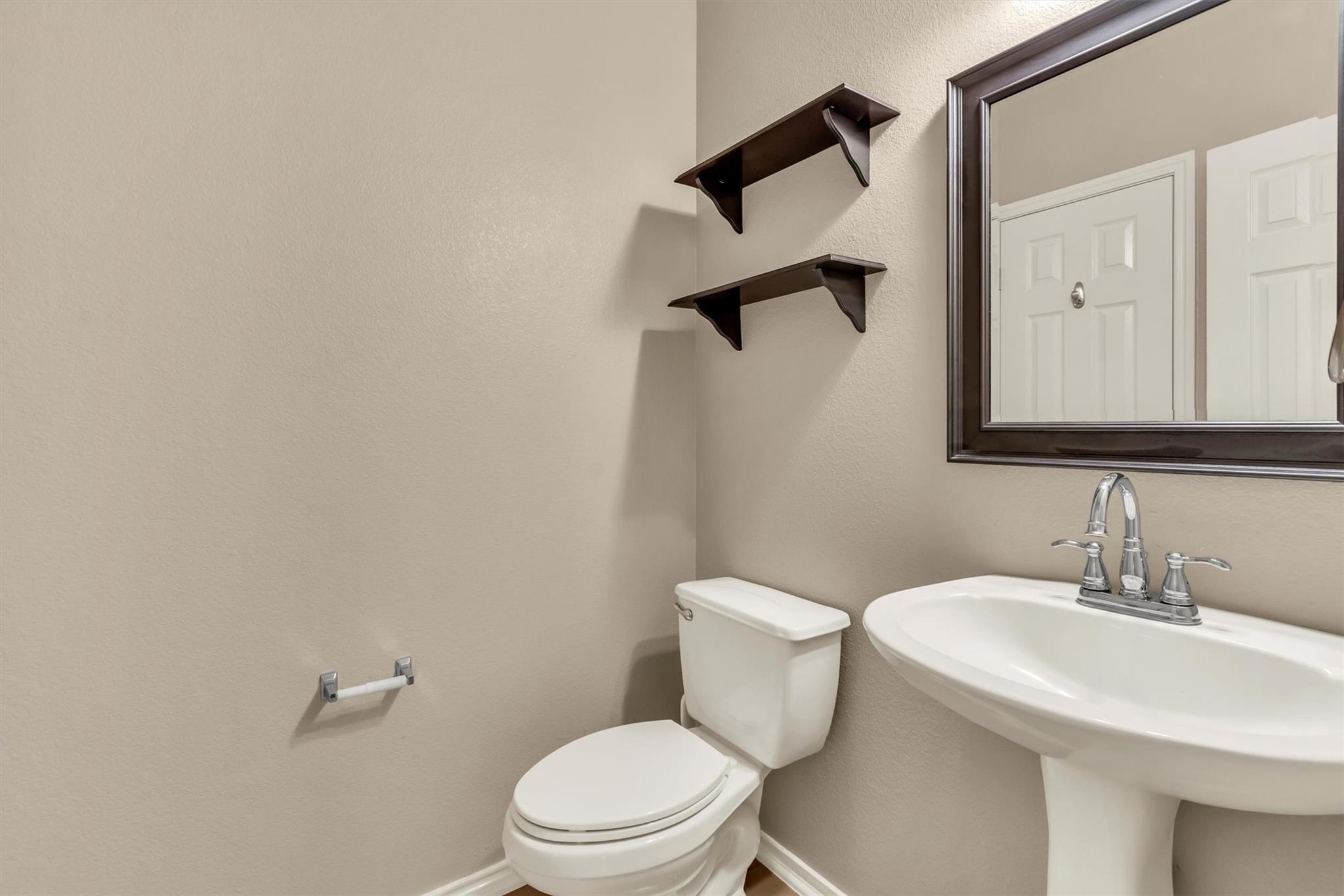 749 Sweet Gum Dr, Kyle, TX 78640