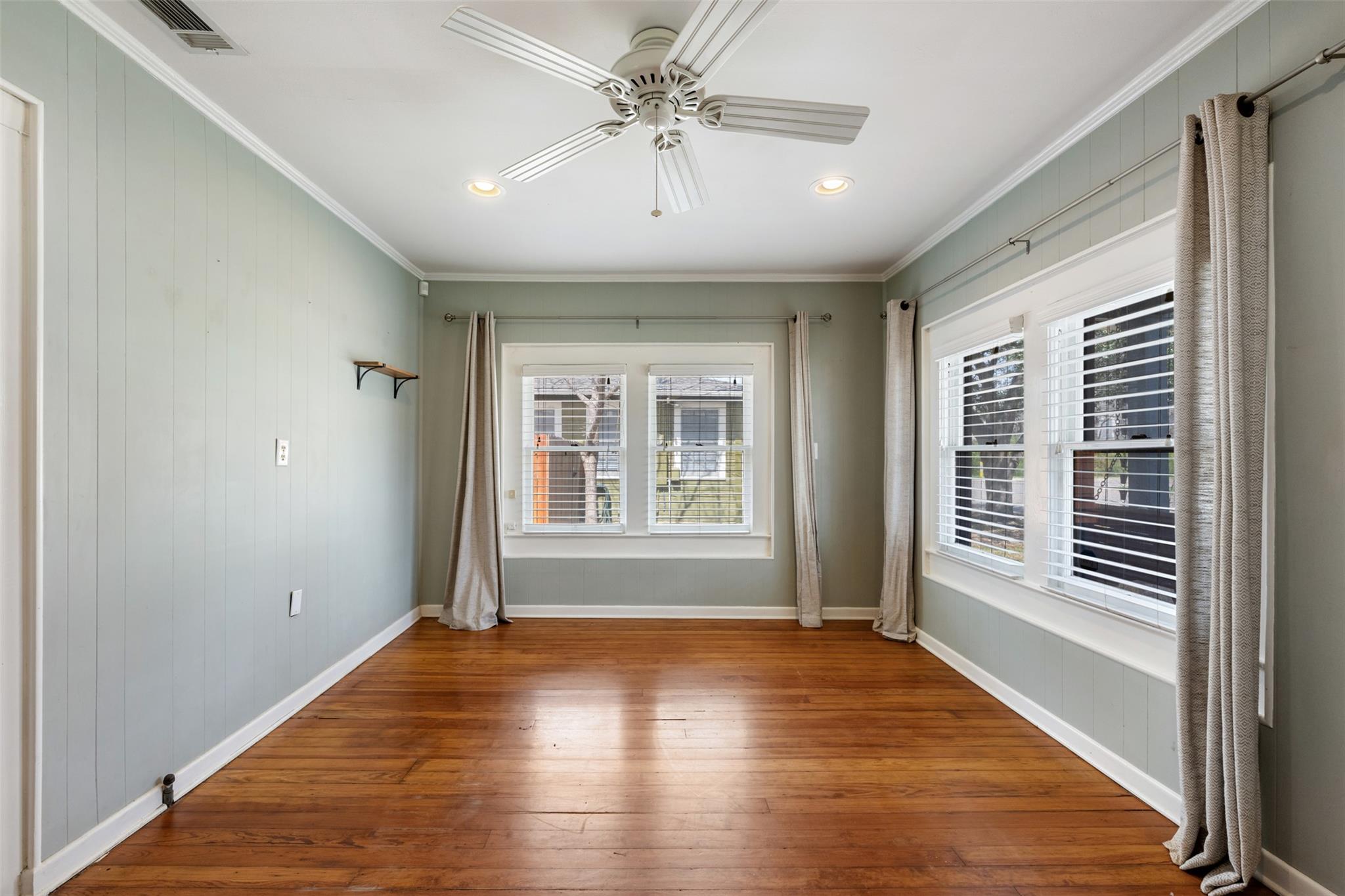 1218 S Myrtle St, Georgetown, TX 78626