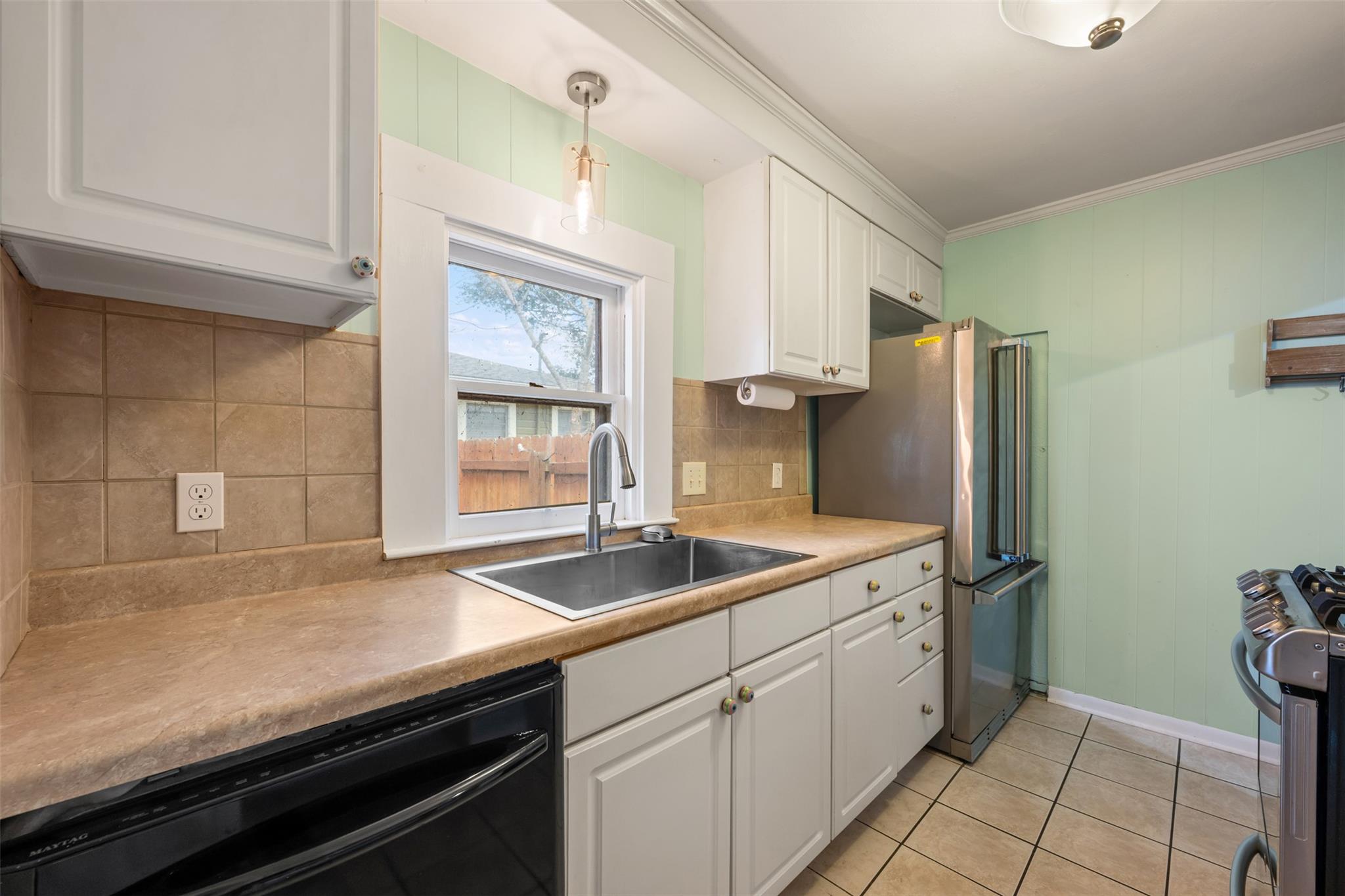 1218 S Myrtle St, Georgetown, TX 78626