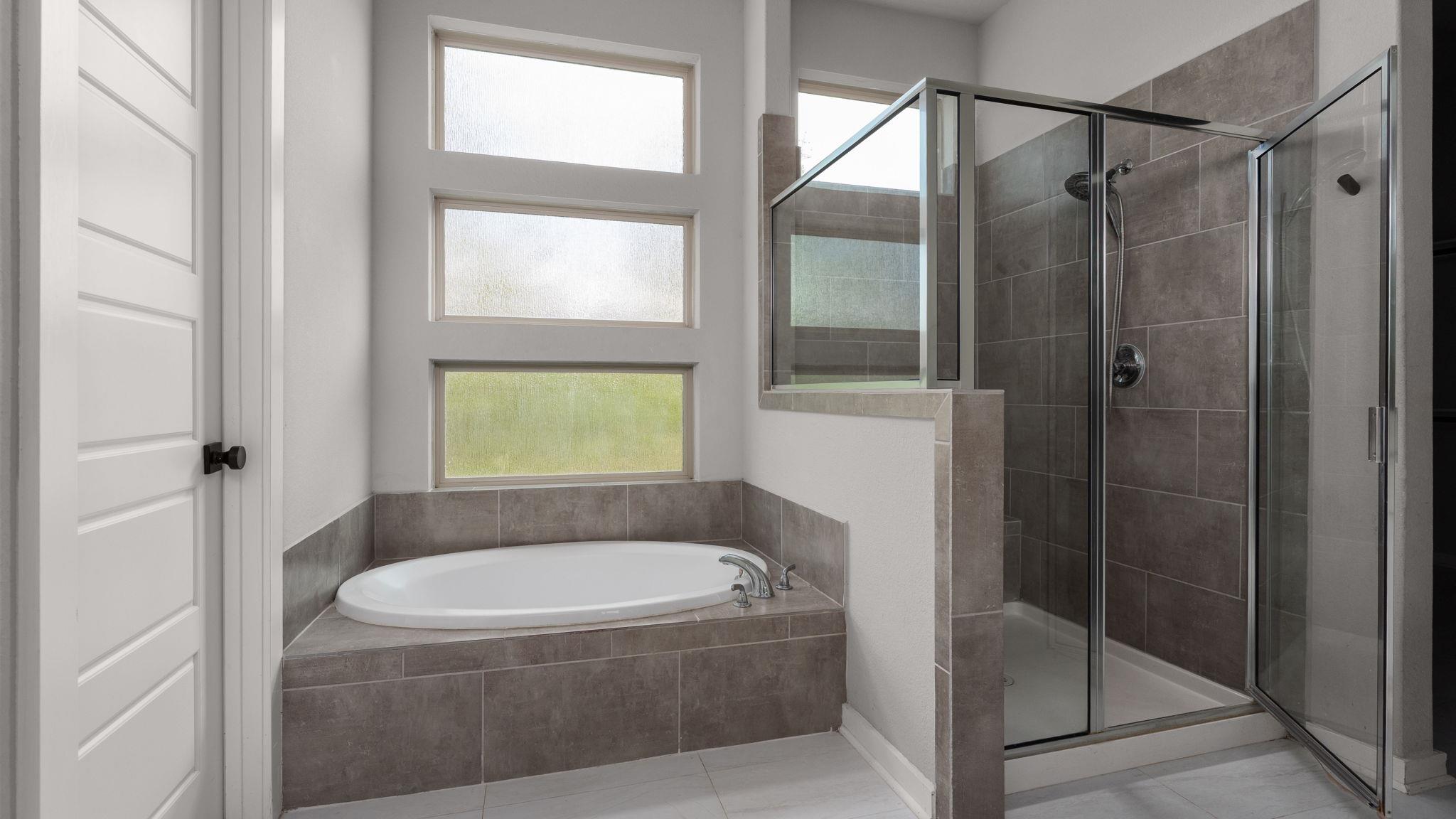 595 Dayridge Dr, Dripping Springs, TX 78620