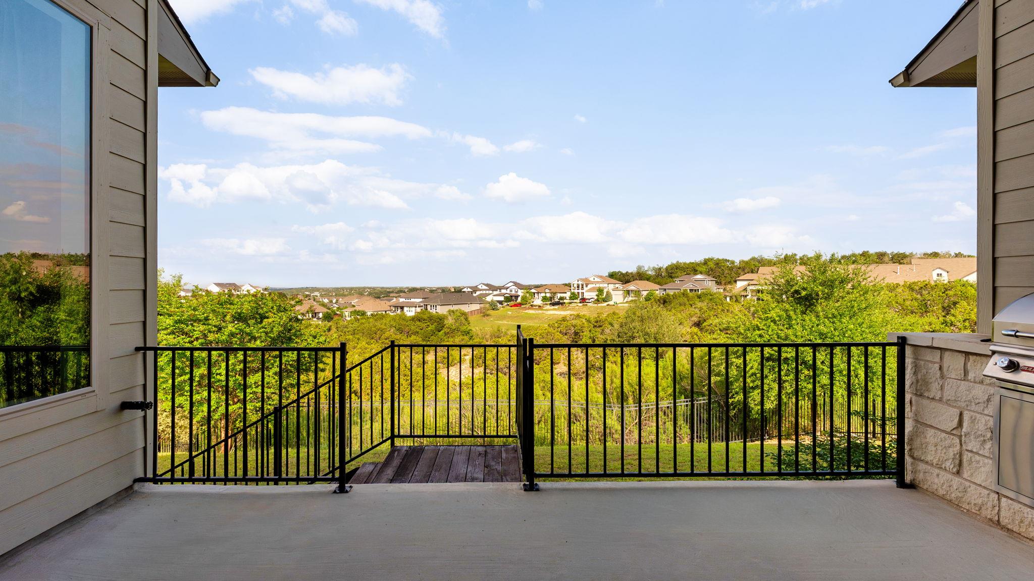 595 Dayridge Dr, Dripping Springs, TX 78620