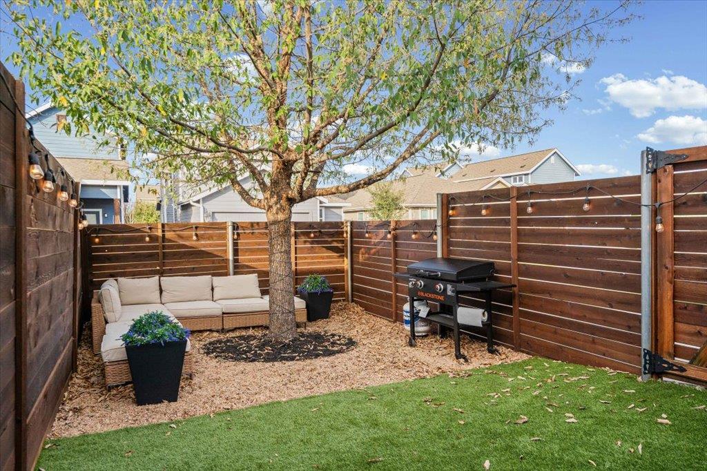 5912 Corrine Ln, Austin, TX 78747