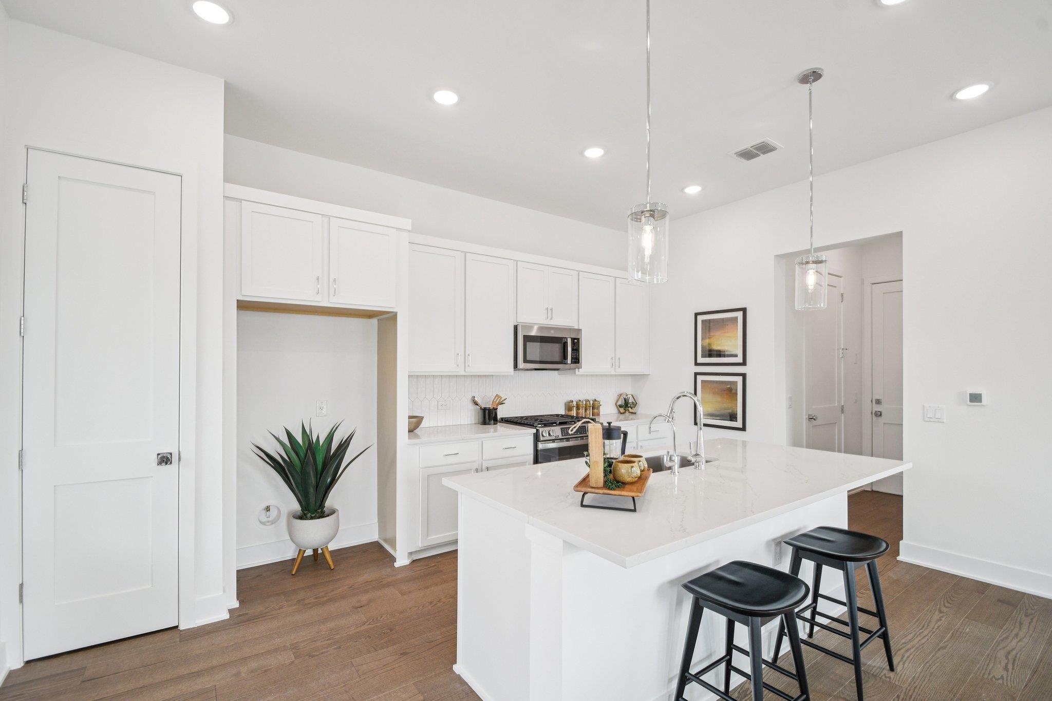 1302 Rambling Rose Rd, Austin, TX 78745