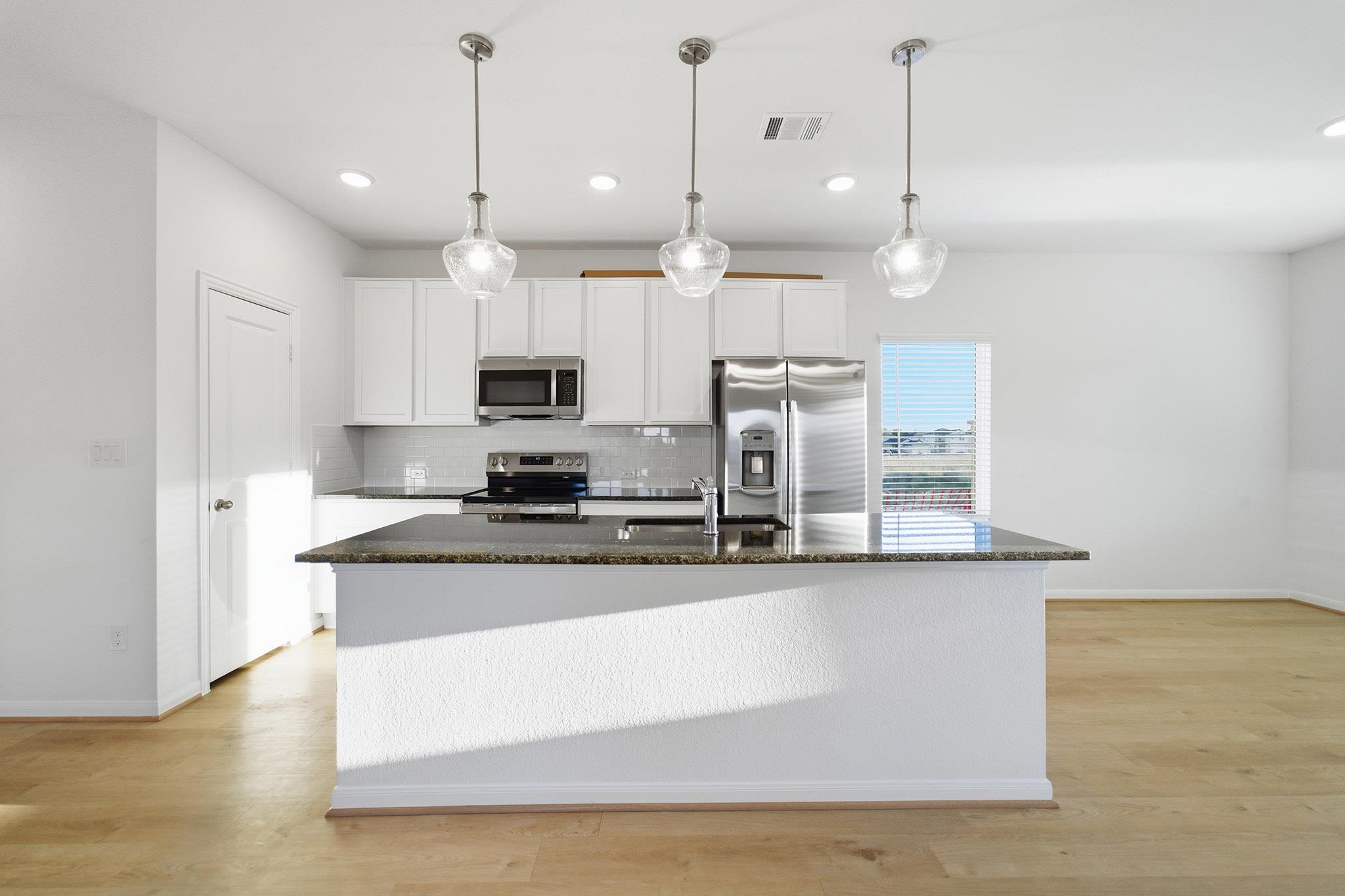 112 Vandervoort Way, Jarrell, TX 76537