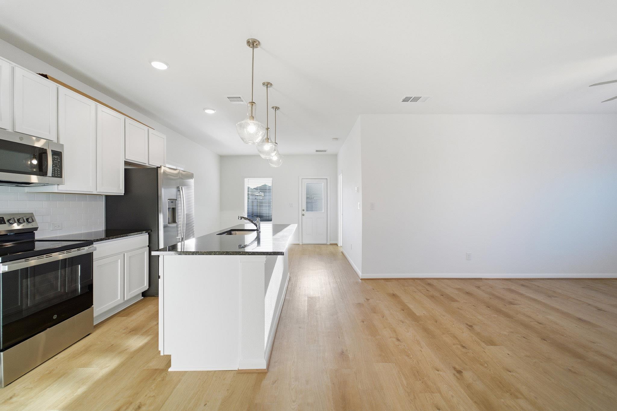 112 Vandervoort Way, Jarrell, TX 76537