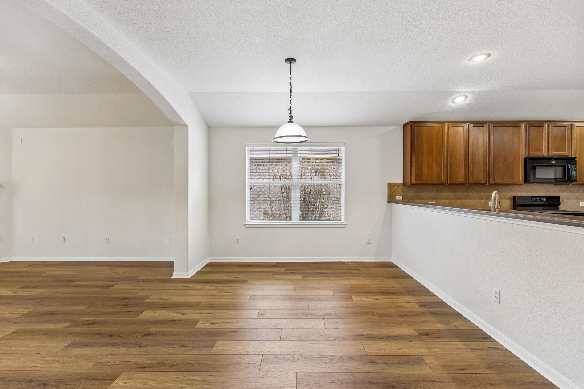 921 Brighton Pl, Round Rock, TX 78665