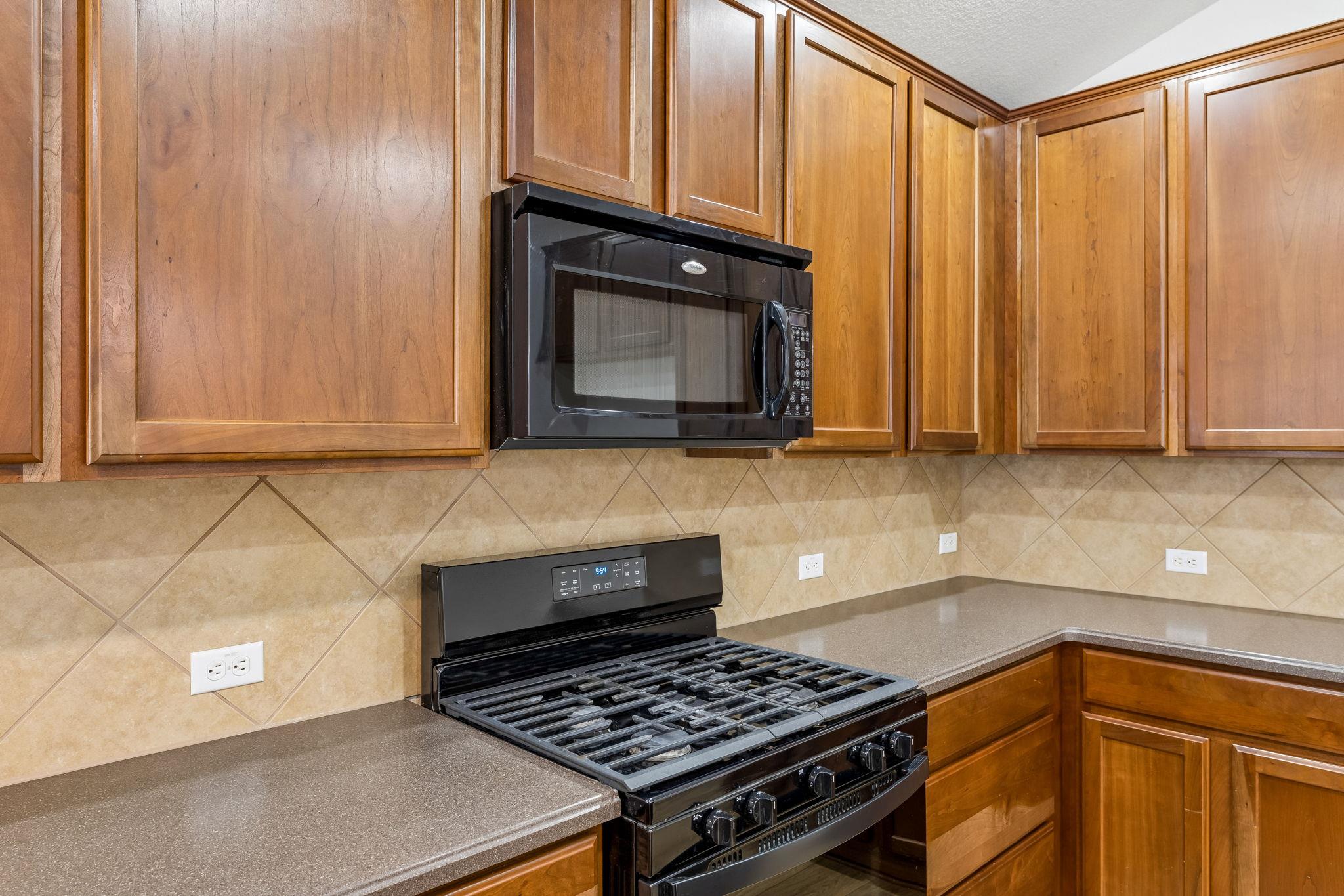 921 Brighton Pl, Round Rock, TX 78665